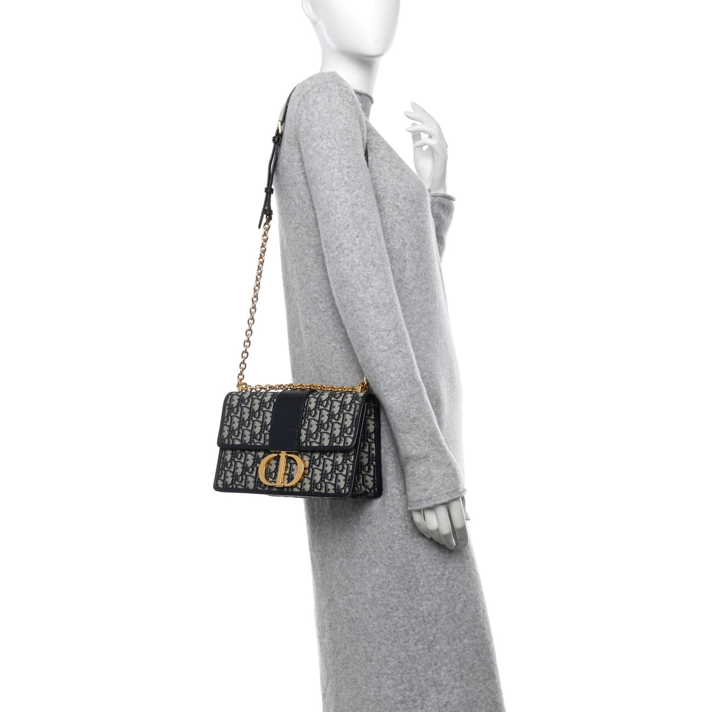Oblique 30 Montaigne Chain Flap Bag Blue