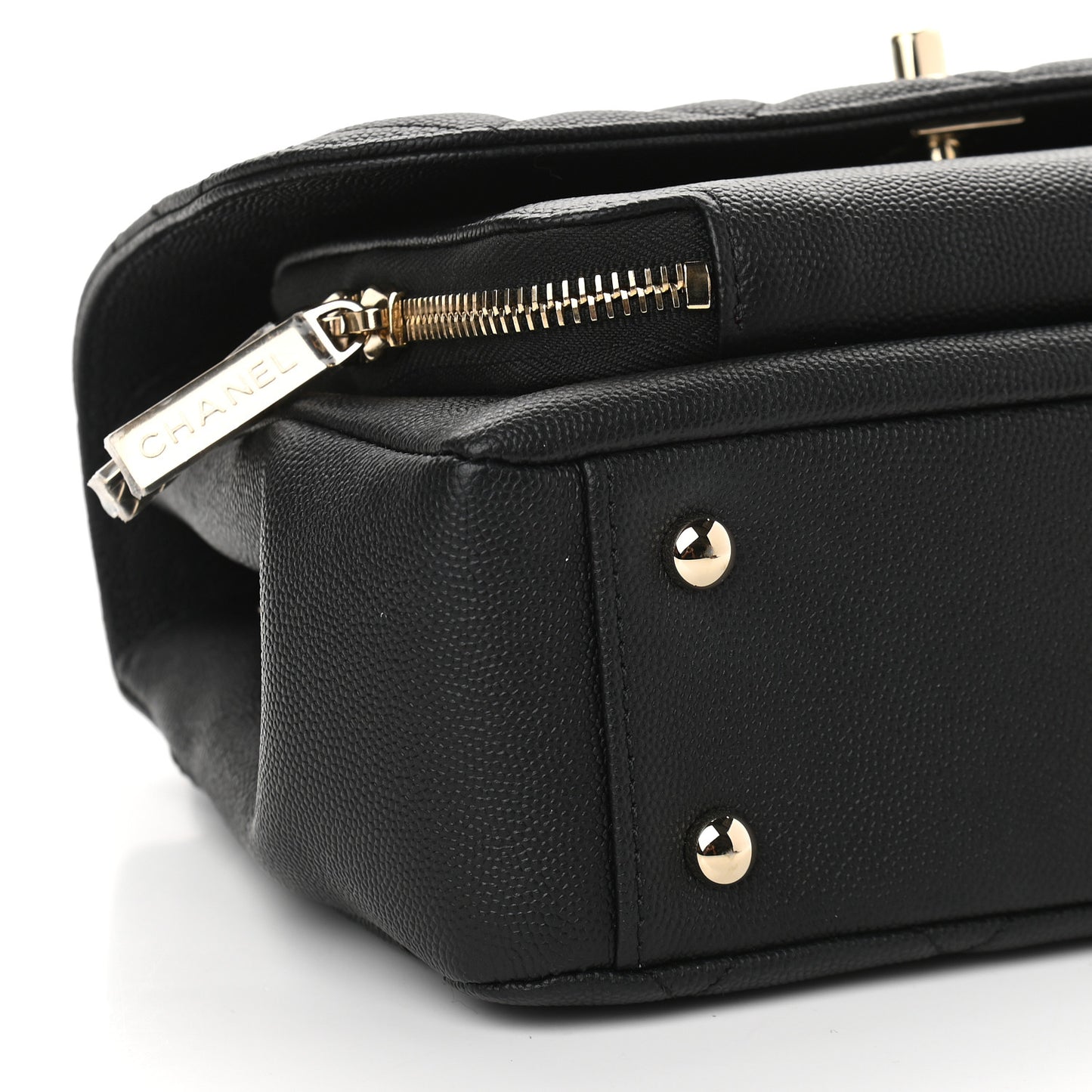 Caviar Quilted Medium Business Affinity Flap Black