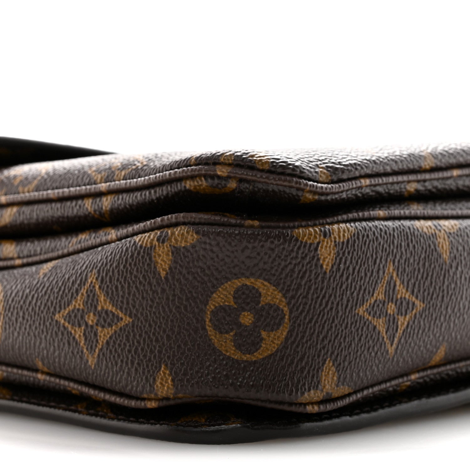 Louis Vuitton Monogram Pochette Metis 9 of 14