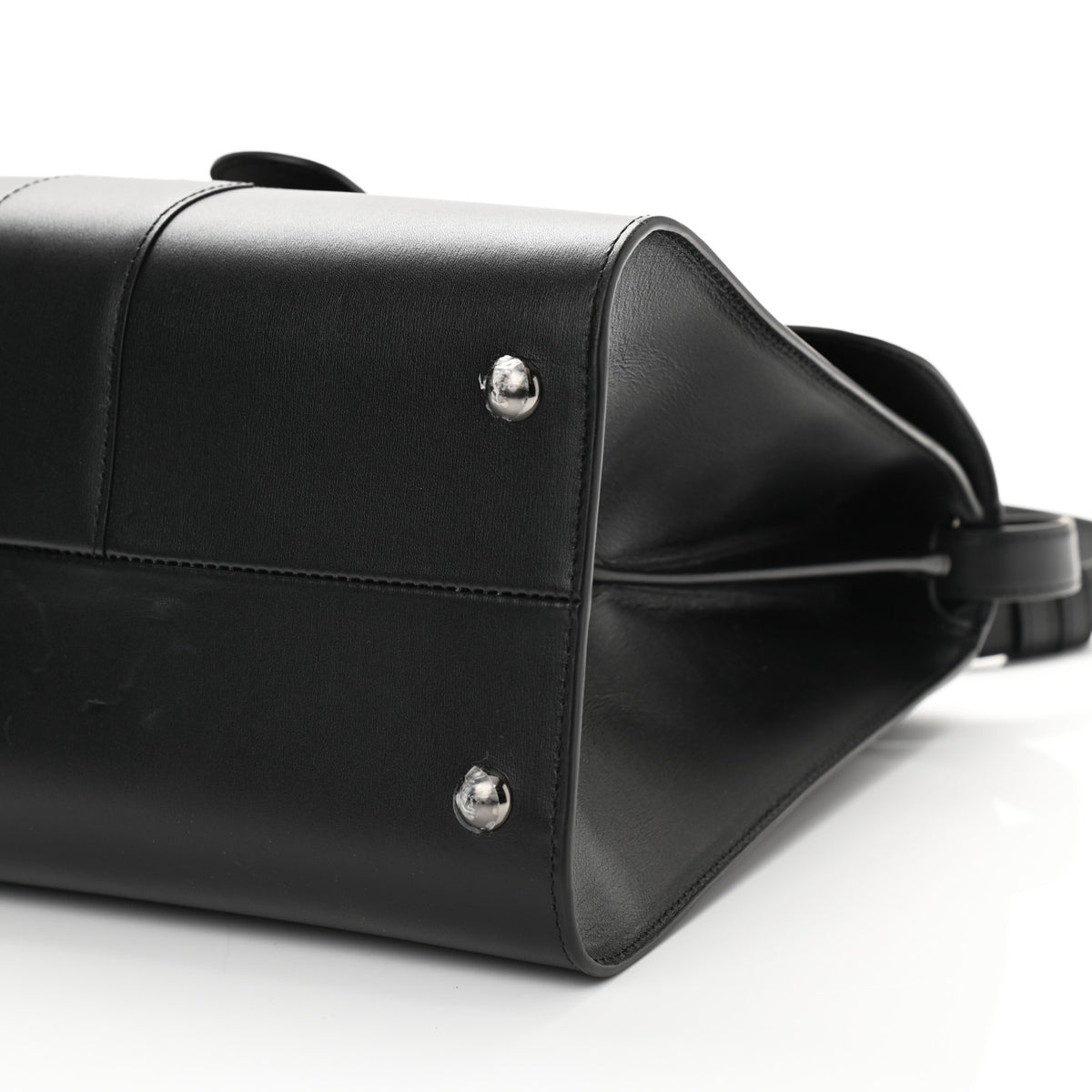 Box Calfskin L'Humour MM Brillant Satchel Black
