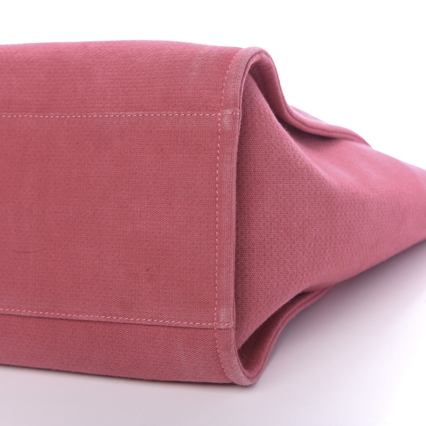 Canvas Medium Deauville Tote Red