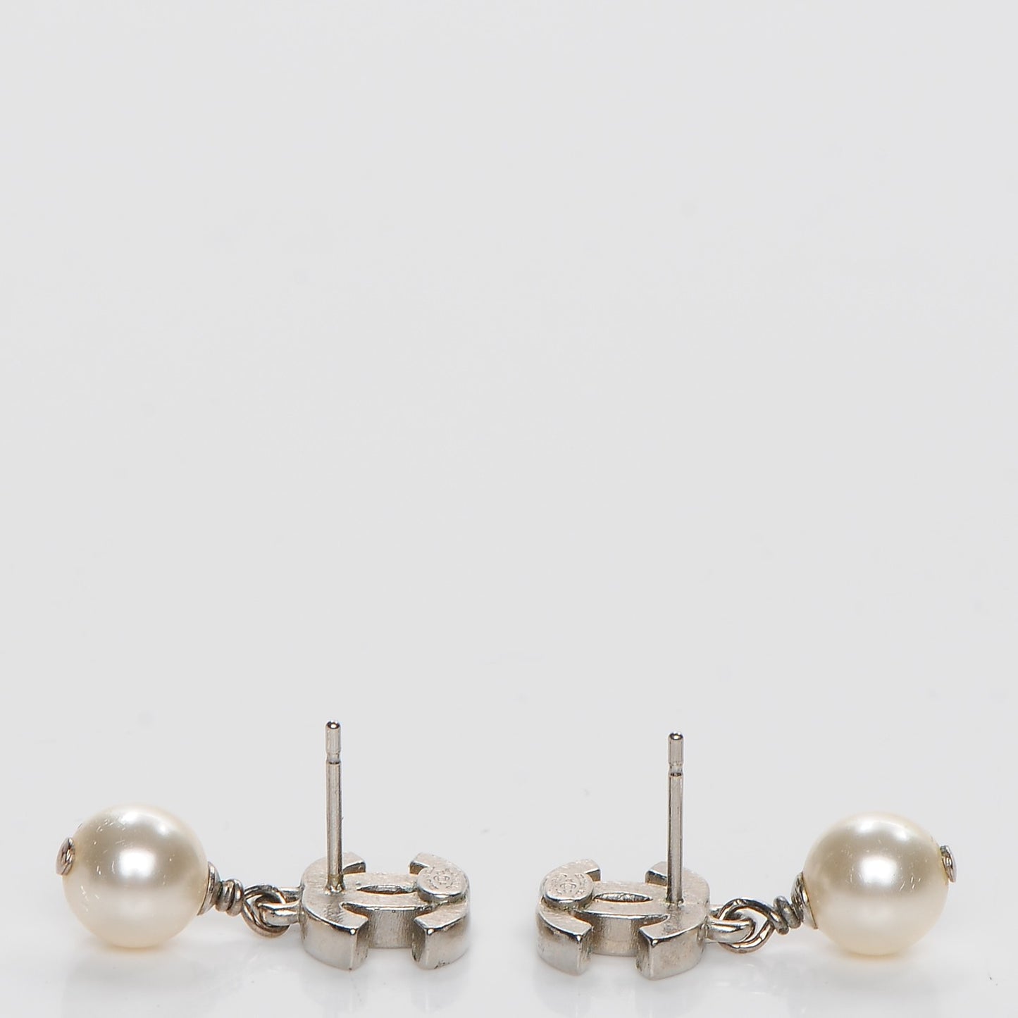Pearl CC Drop Earrings Silver