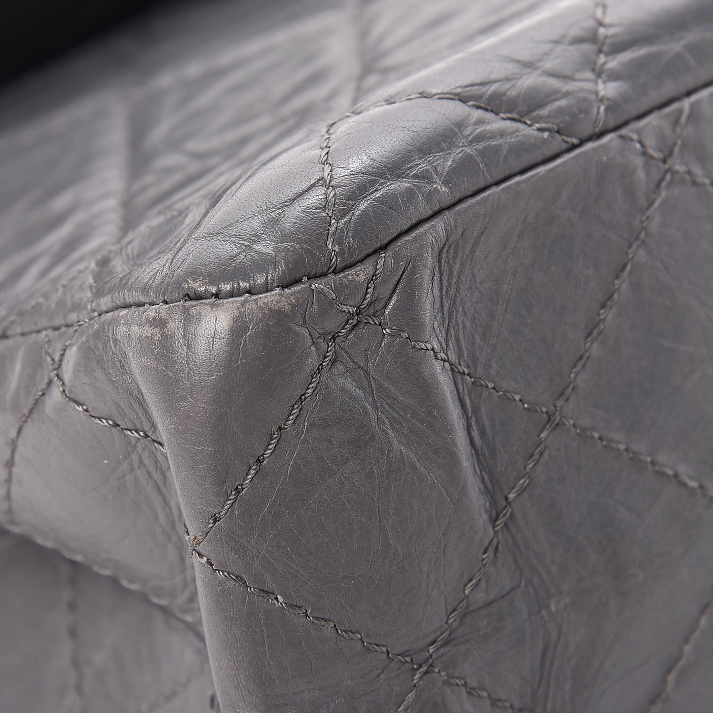 Aged Calfskin Quilted 2.55 Reissue 227 Flap Grey