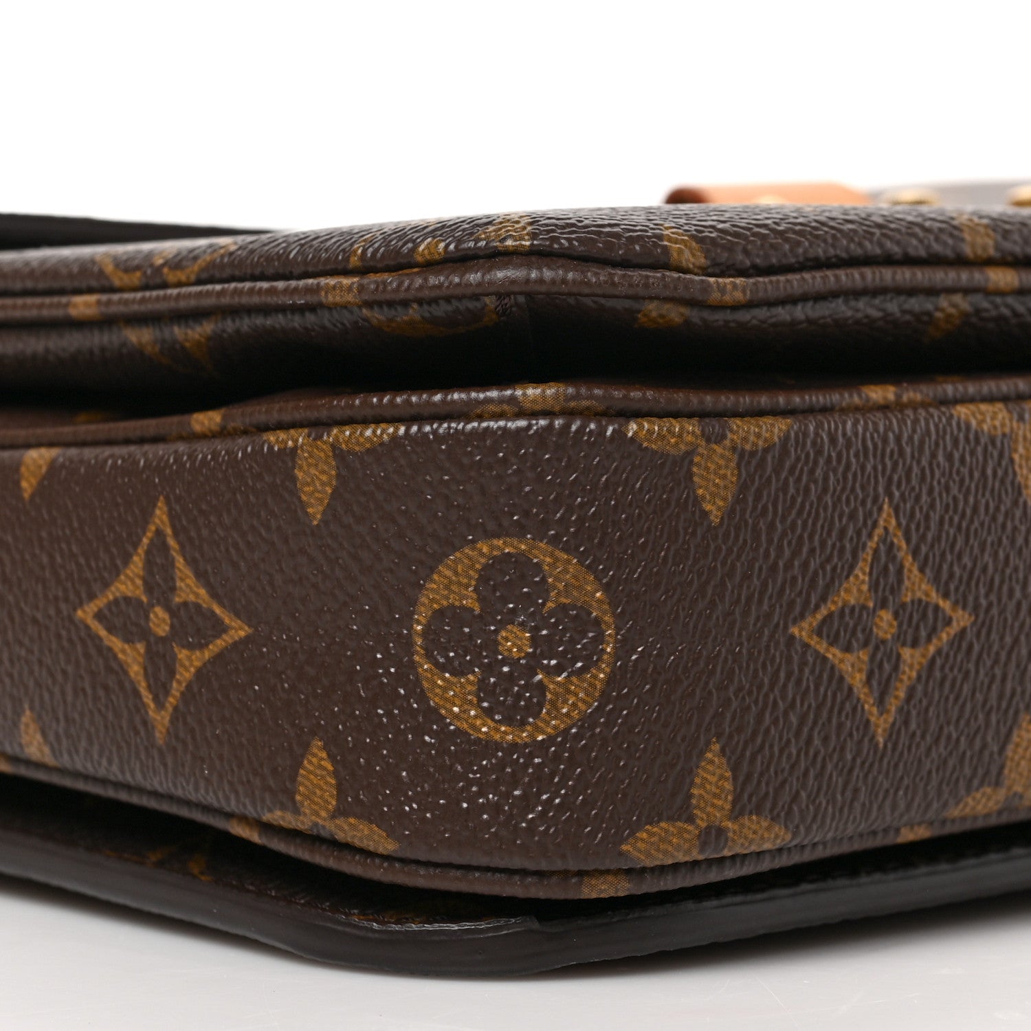 Louis Vuitton Monogram Pochette Metis 7 of 9