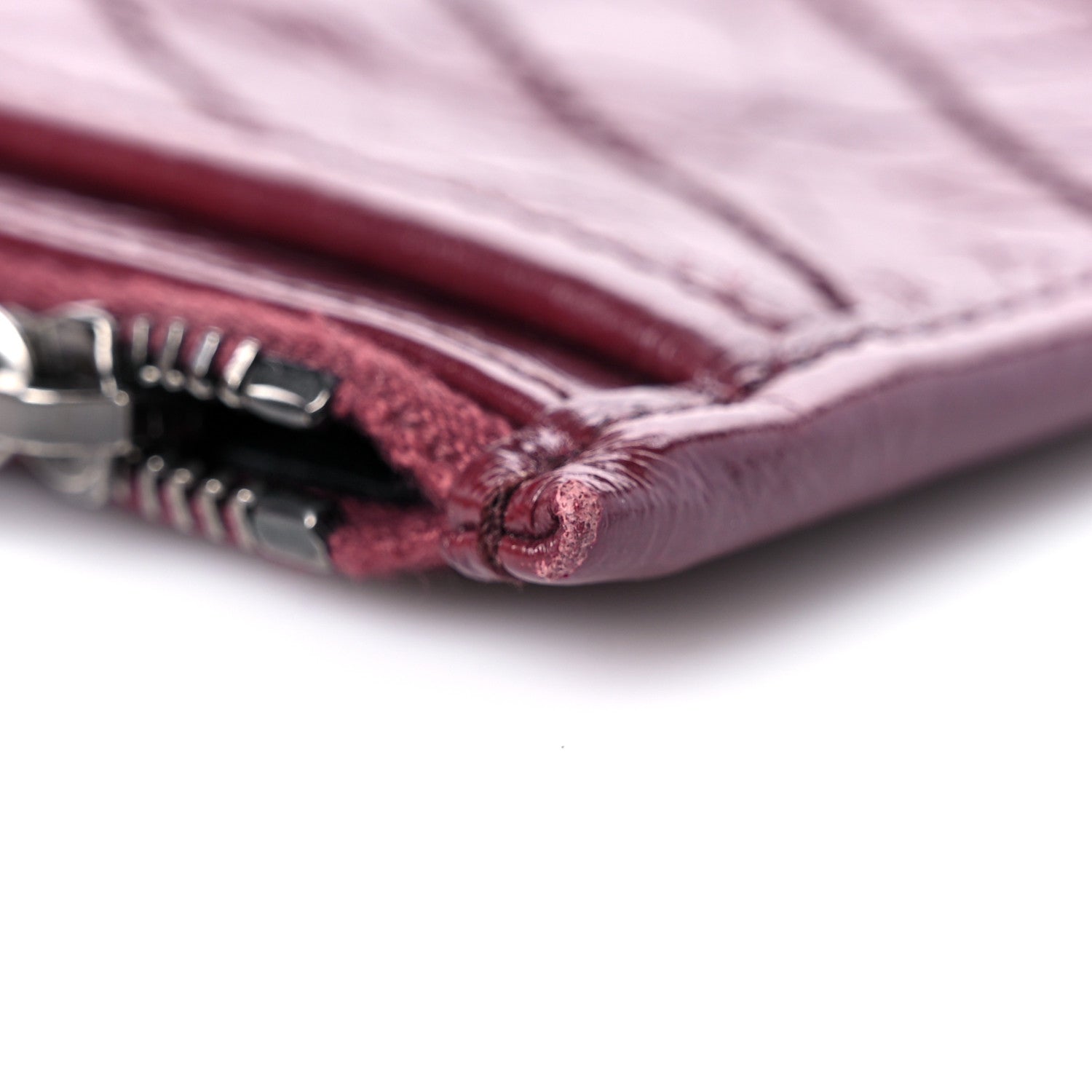 Saint Laurent Crinkled Calfskin Matelasse Niki Bill Pouch Rouge Legion 10 of 12