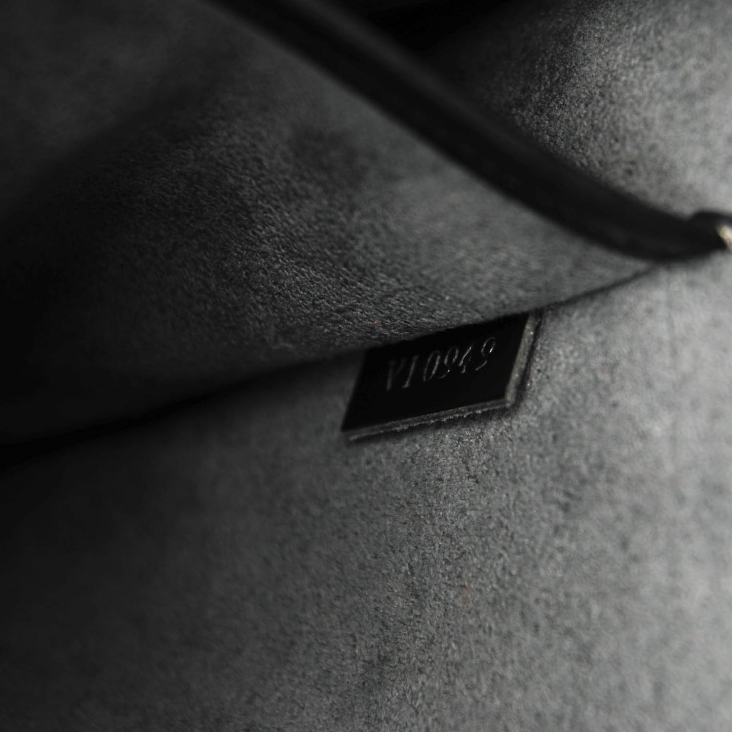 Epi Demi Lune Tote Black