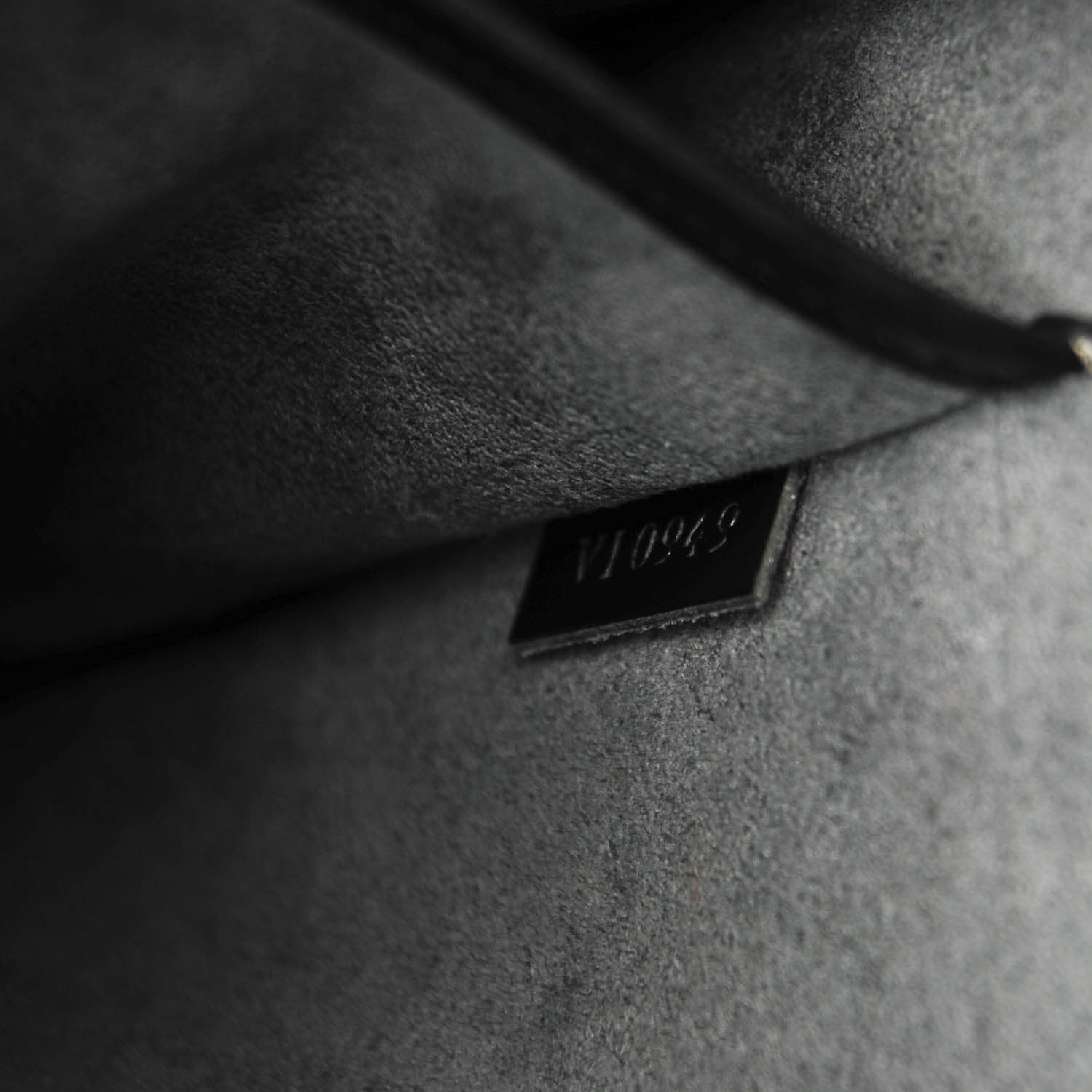 Louis Vuitton Epi Demi Lune Tote Black 7 of 7