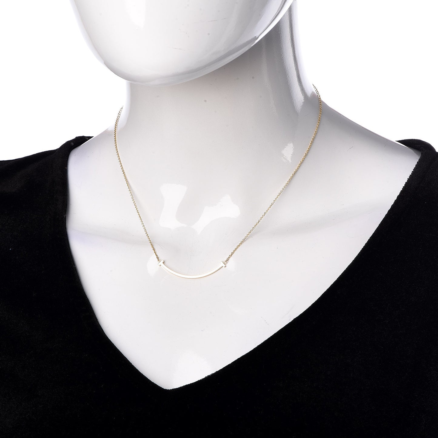 18K Yellow Gold Small T Smile Pendant Necklace