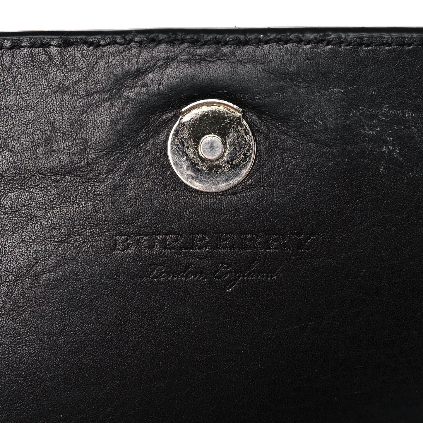 Soft Grain Embossed Hampshire Wallet on Chain Black