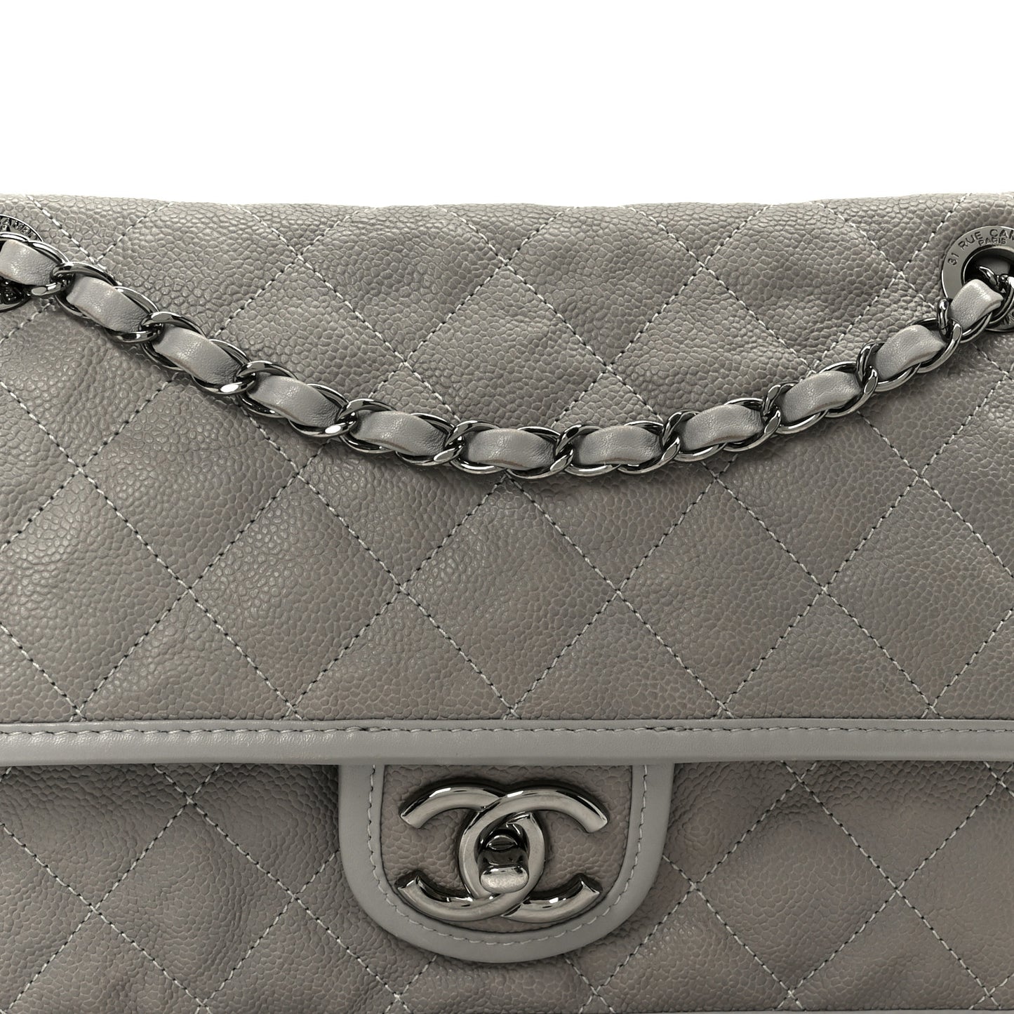 Caviar Quilted Medium French Riviera Flap Light Grey