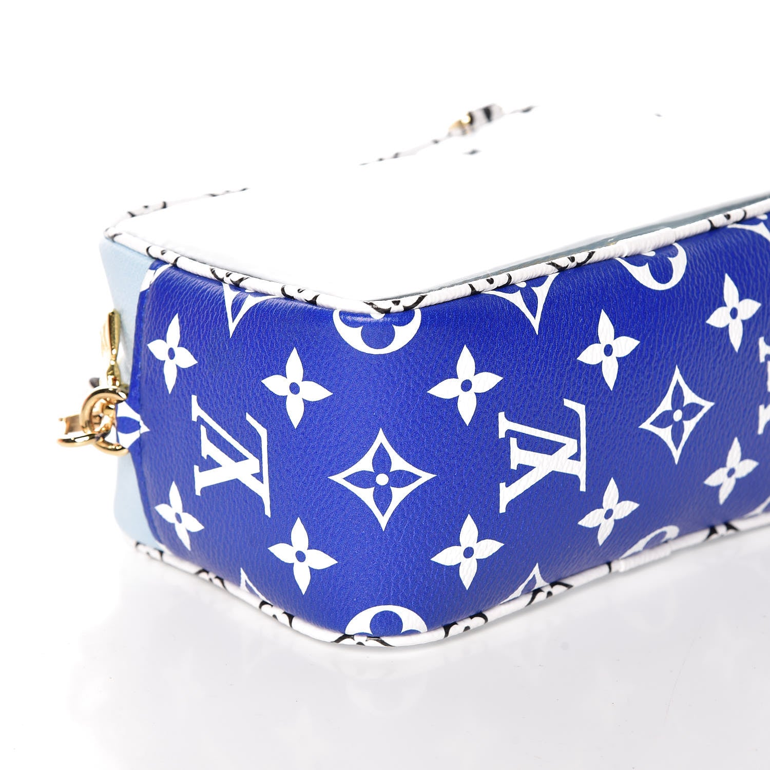 Louis Vuitton Monogram Giant Portofino Beach Pouch Blue 6 of 10