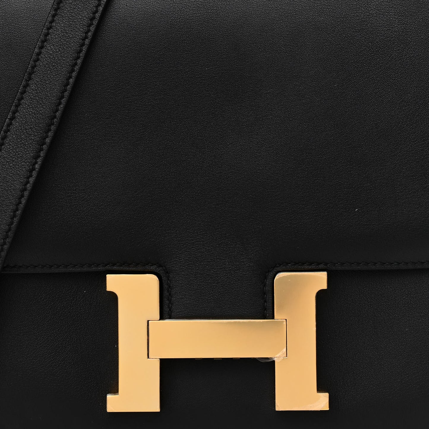 Swift Constance 24 Black