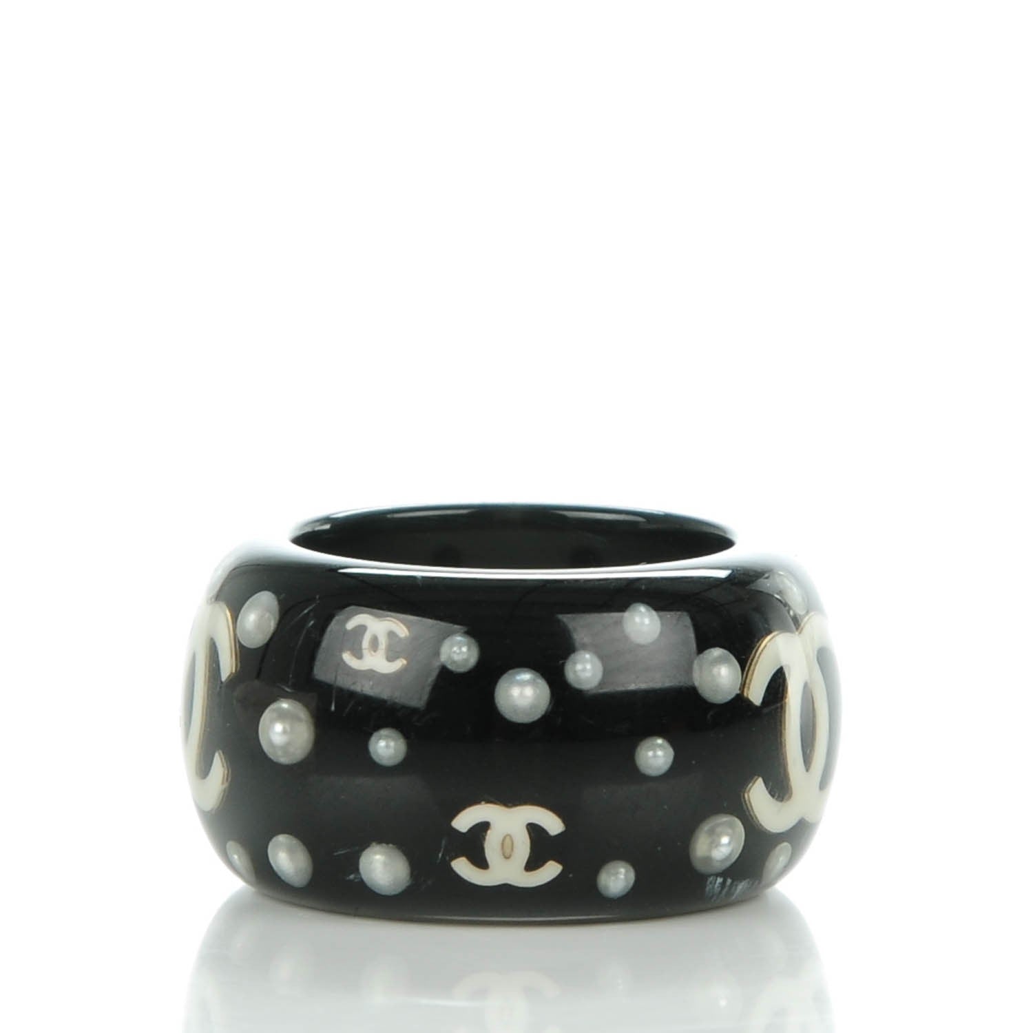 Chanel Resin Pearl CC Ring Black 7 3 of 5