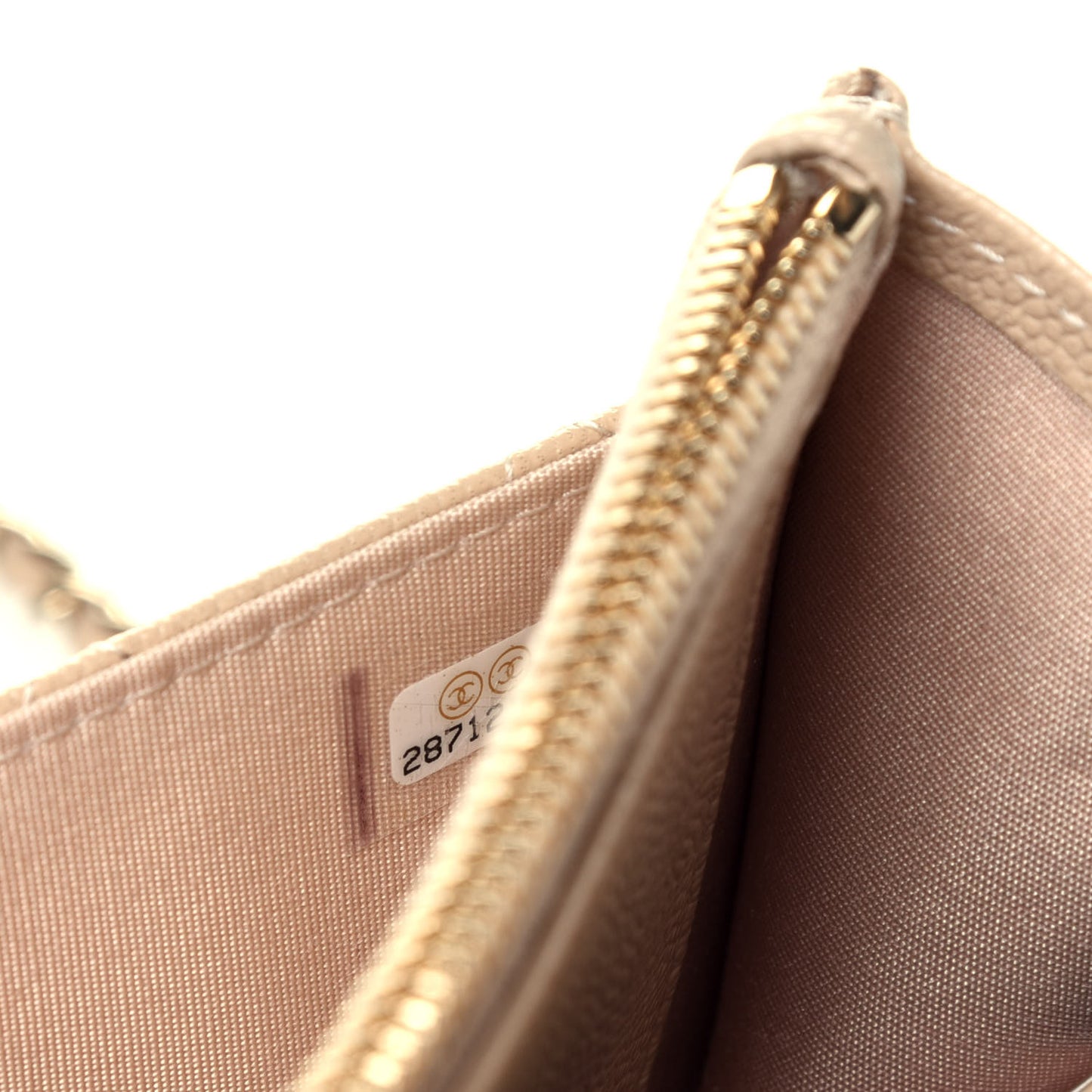 Caviar Quilted Golden Class Wallet On Chain WOC Light Beige