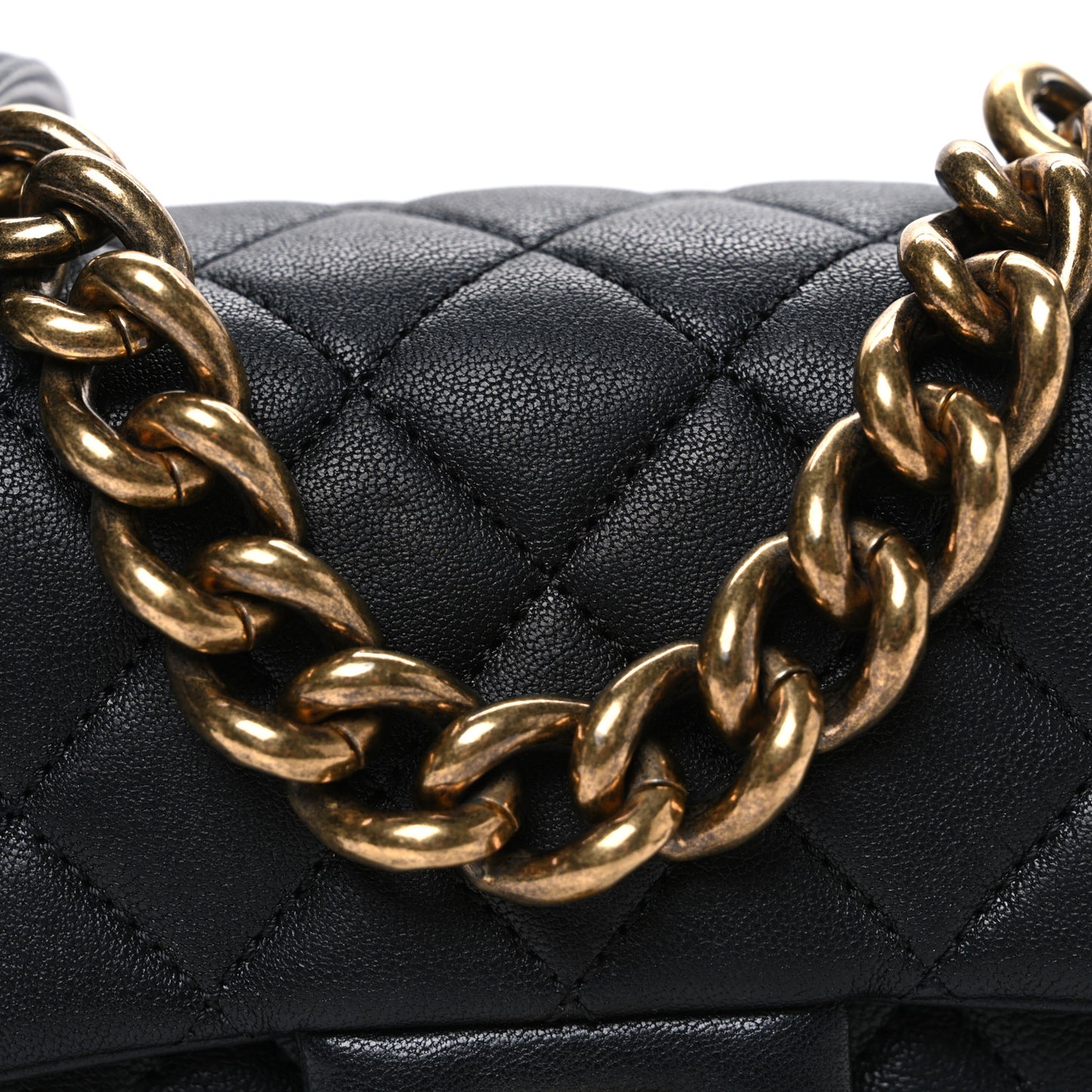 Shiny Sheepskin Quilted Mini Trapezio Flap Black