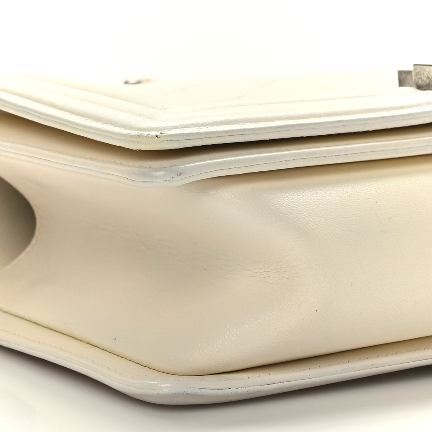 Lambskin Quilted Medium Boy Flap White