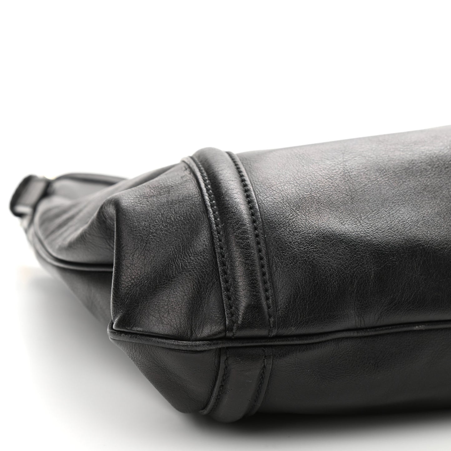Calfskin Medium Britt Hobo Black