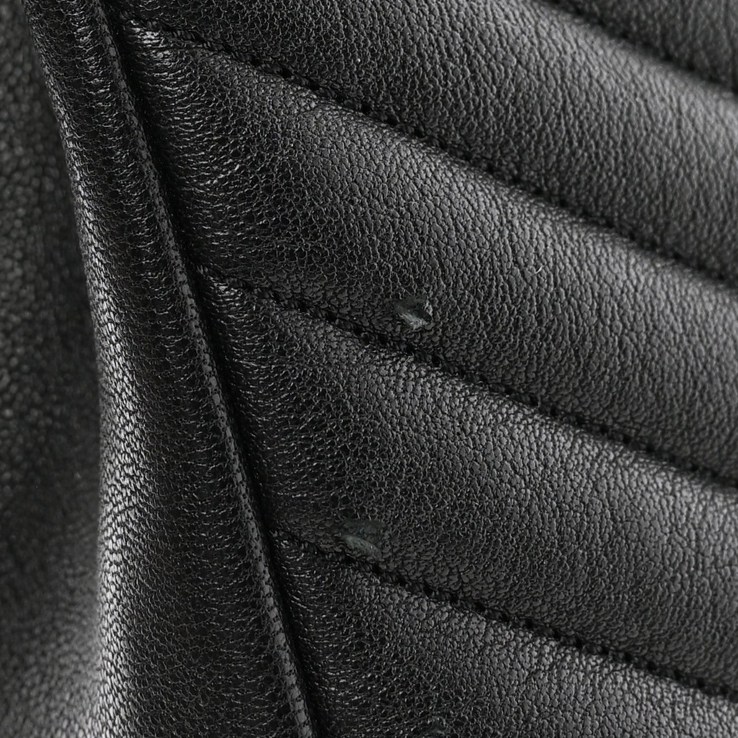 Saint Laurent Sheepskin Matelasse Chevron Monogram Monochrome Medium College Bag Black 10 of 10