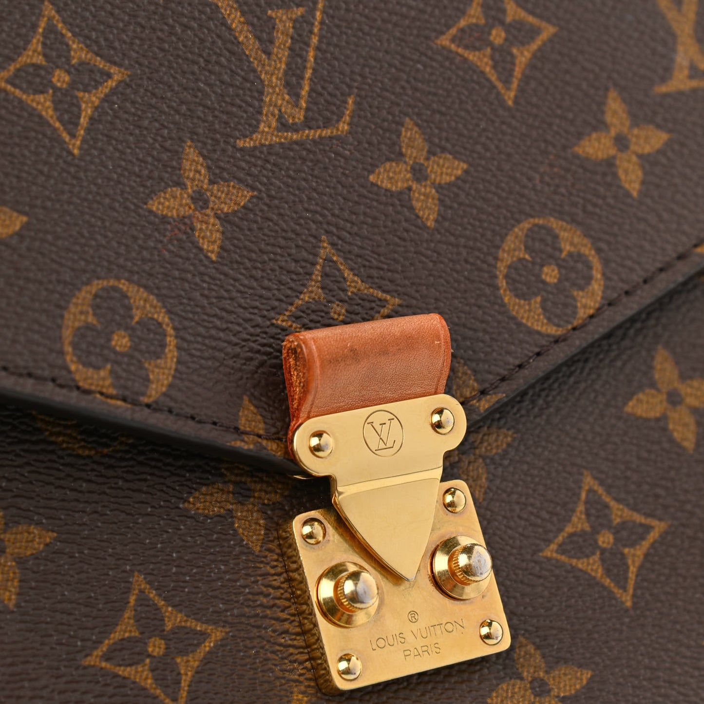 Monogram Pochette Metis