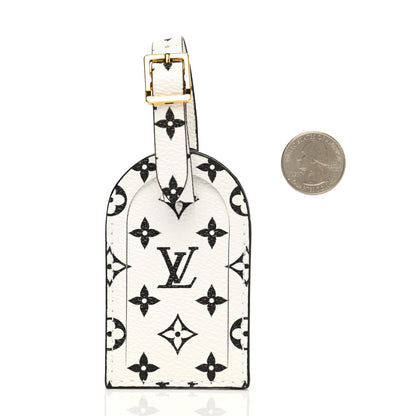 Louis Vuitton Monogram Giant Luggage Tag 2 of 3