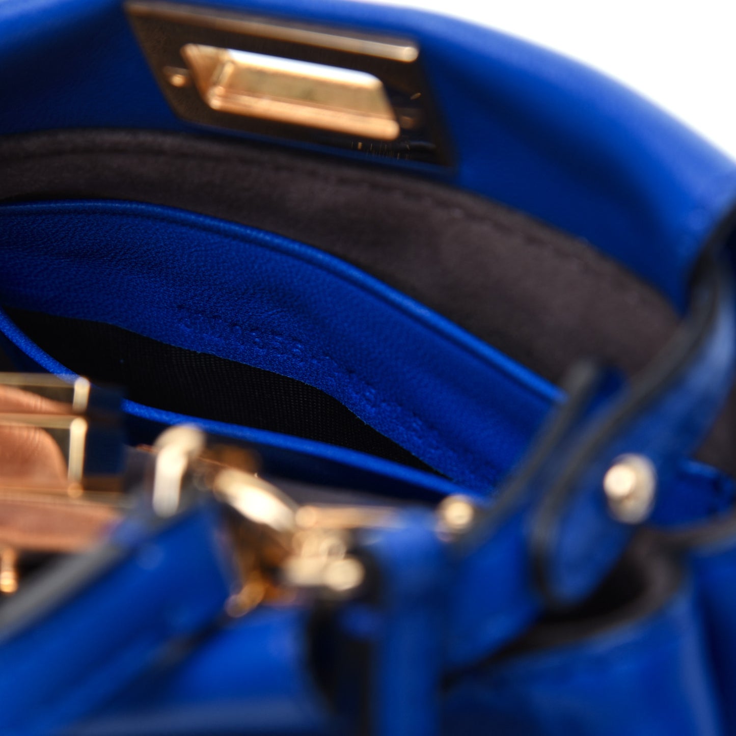 Nappa Micro Peekaboo Iconic Satchel Bluette