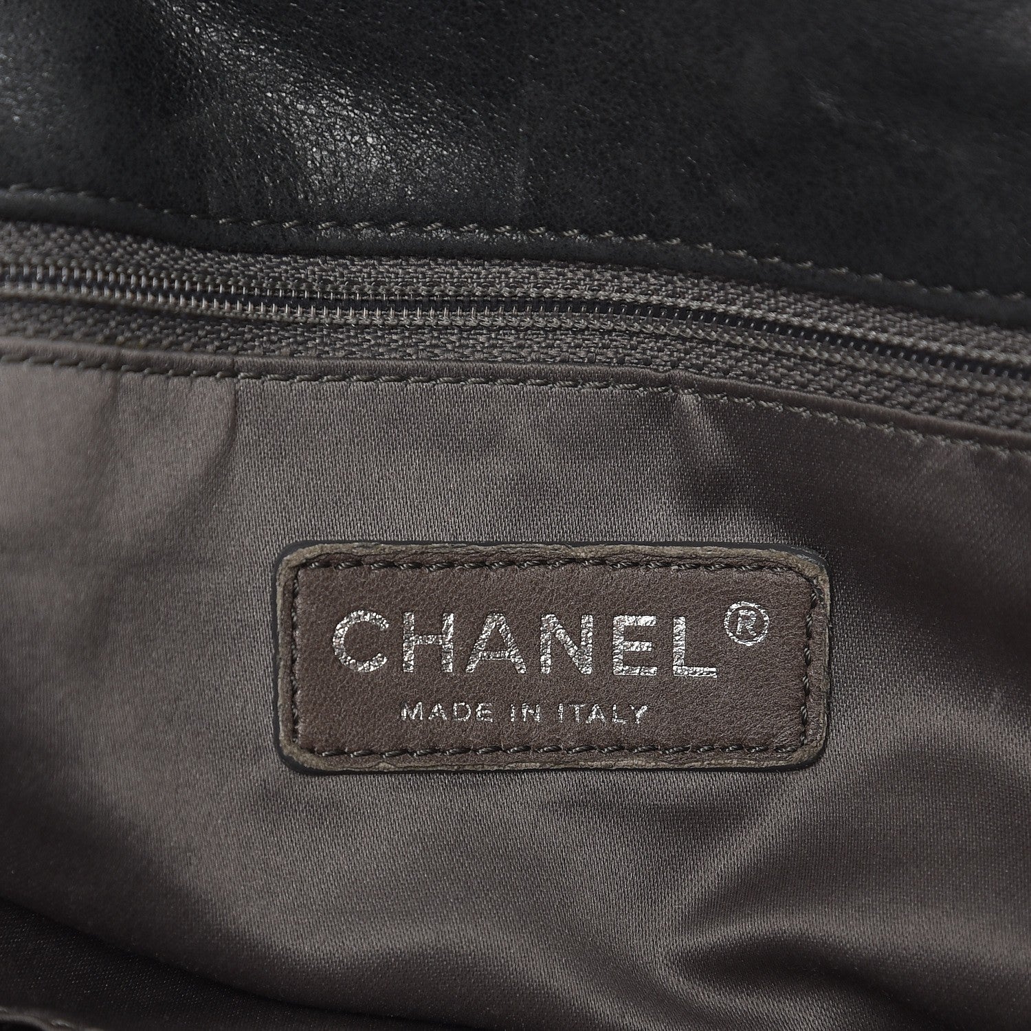 Chanel Calfskin Bubble Quilt Hobo Grey 5 of 7