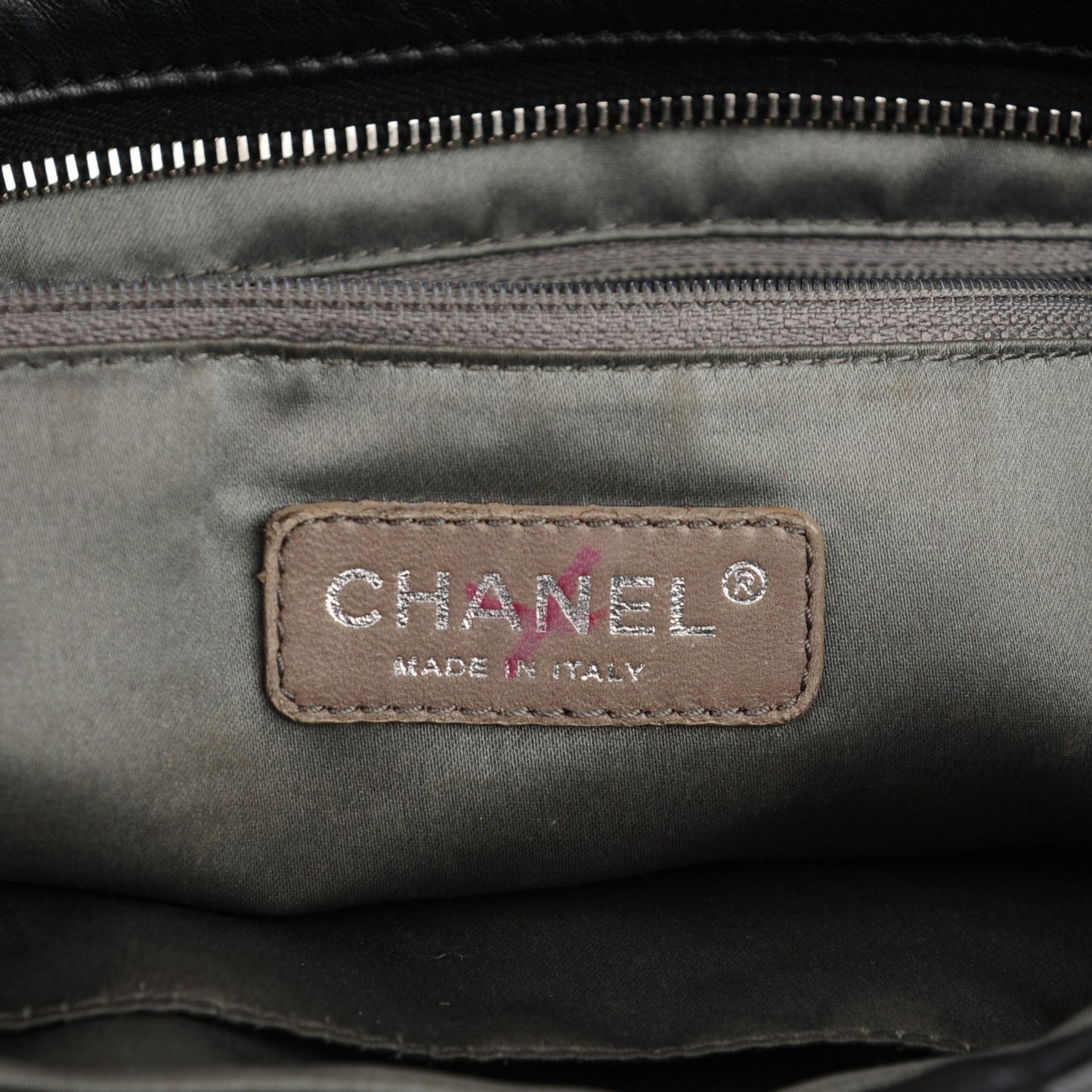 Lambskin Sharpei Shopping Tote Black