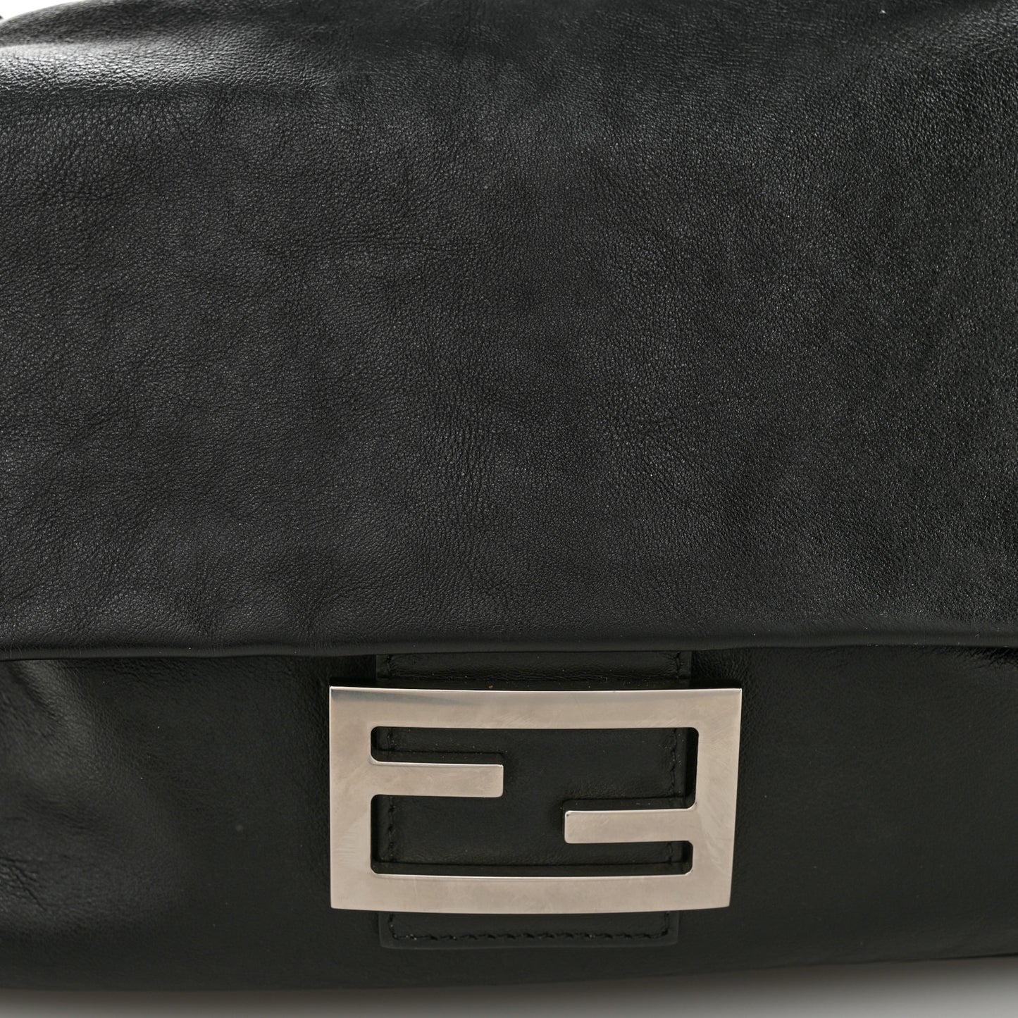 Vitello Grace Large Chain Baguette Black