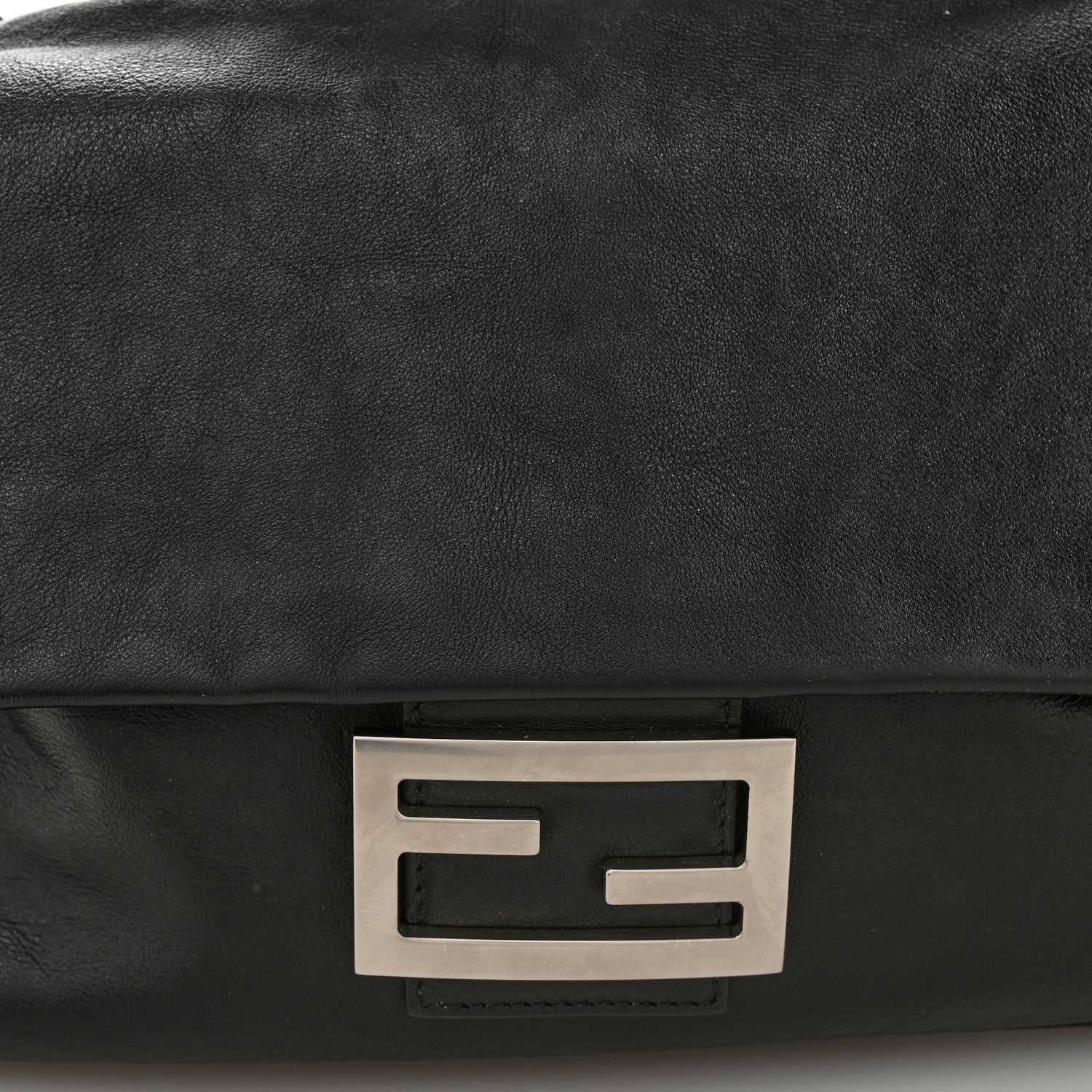 Fendi Vitello Grace Large Chain Baguette Black 8 of 10