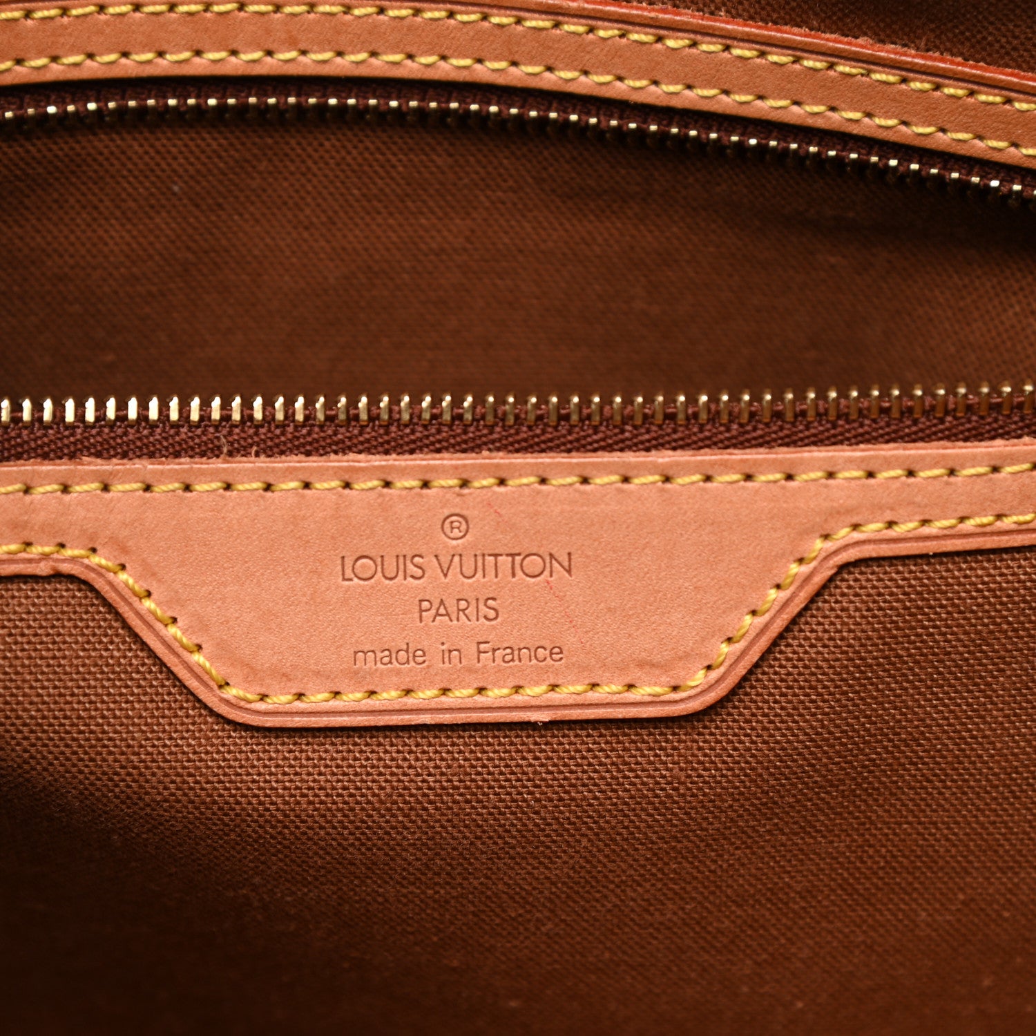 Louis Vuitton Monogram Cabas Mezzo 6 of 20