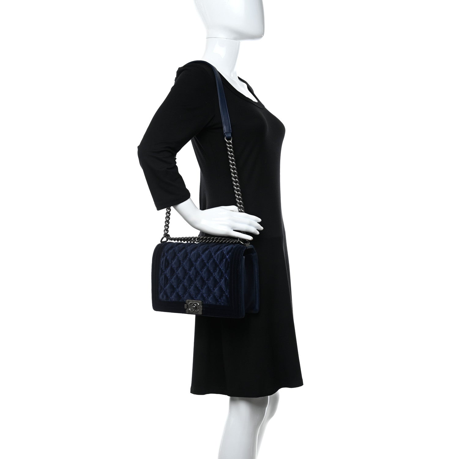 Chanel Velvet Tweed Quilted New Medium Boy Flap Dark Navy Blue 2 of 9