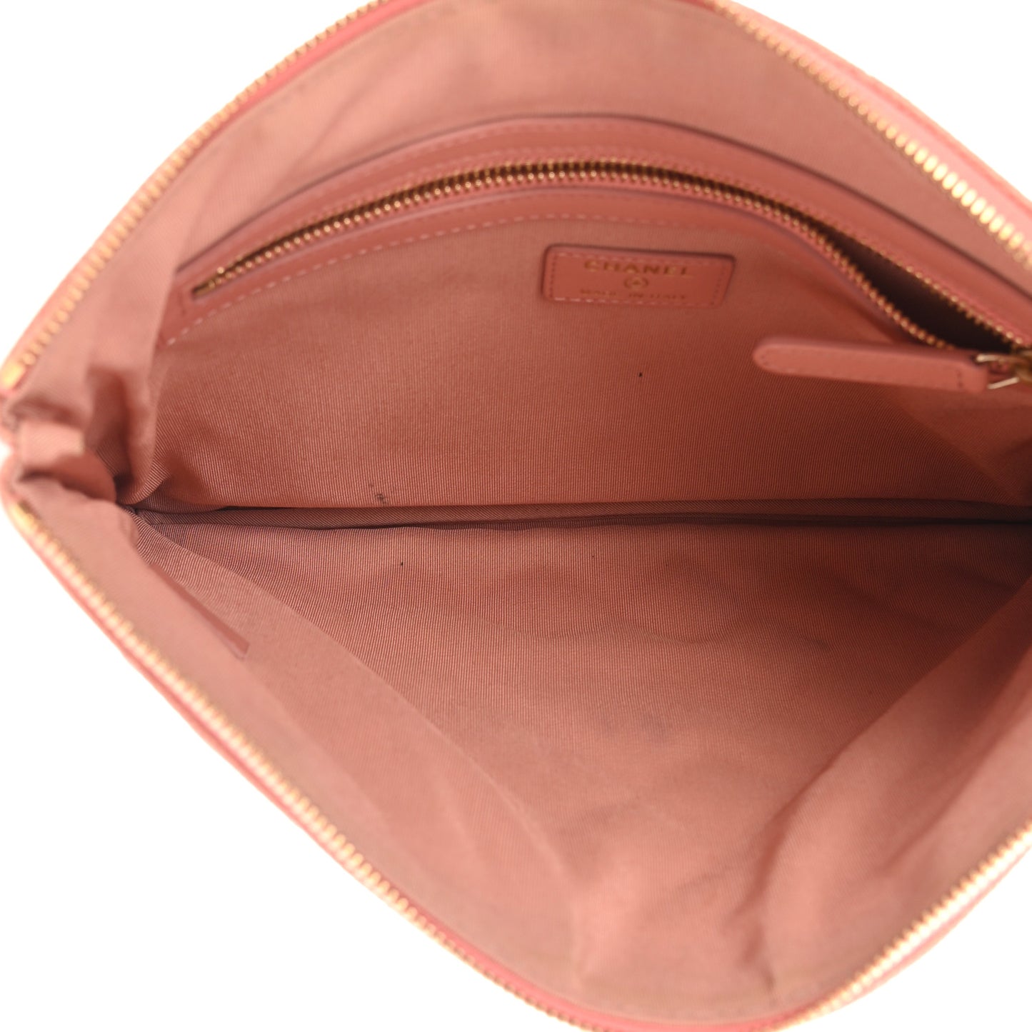Caviar Quilted Ombre Medium Cosmetic Case Coral