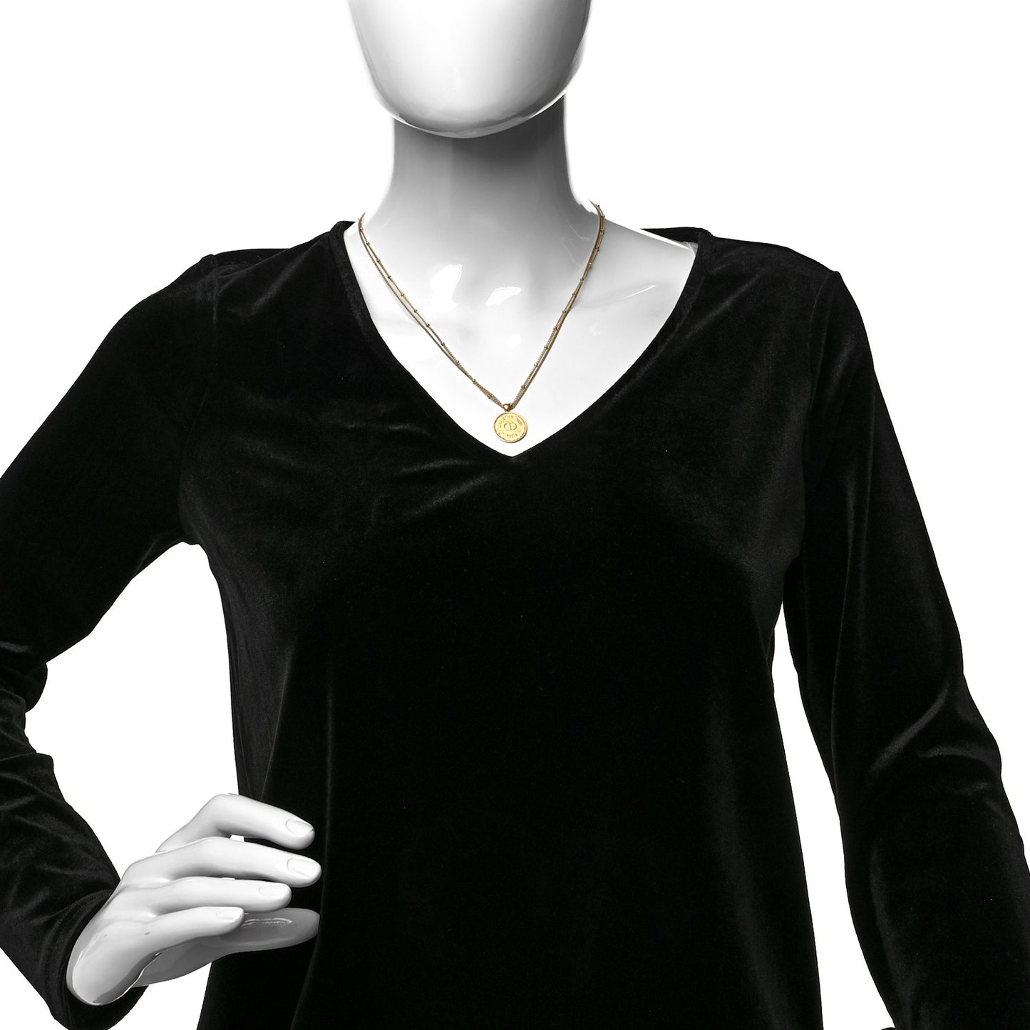 Metal Pendant Necklace Aged Gold