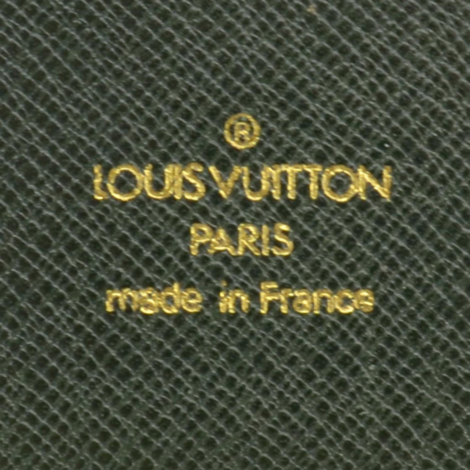 Louis Vuitton Taiga Medium Ring Agenda Green 6 of 8