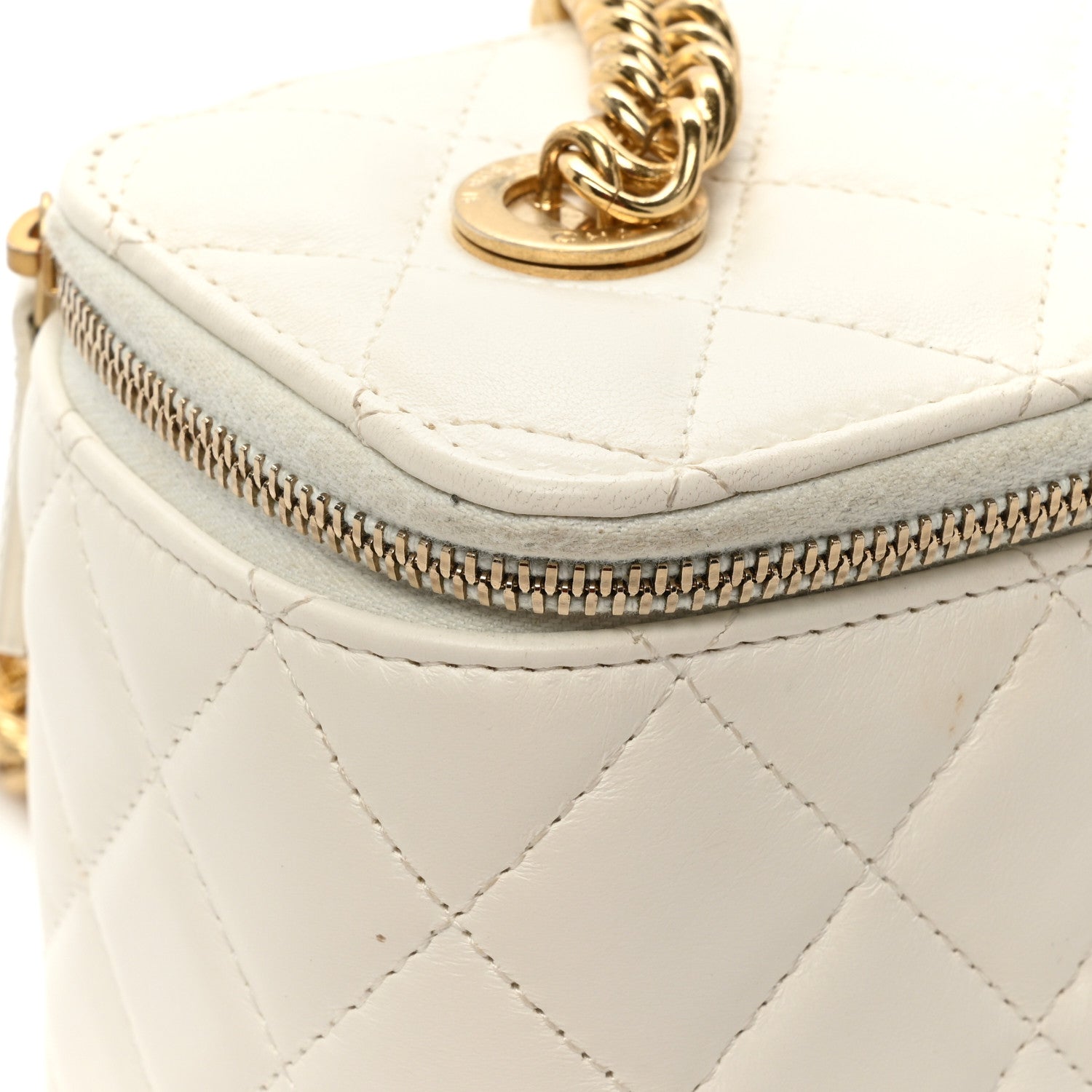 Chanel Lambskin Resin Quilted Vanity Case With Chain White 18 of 19
