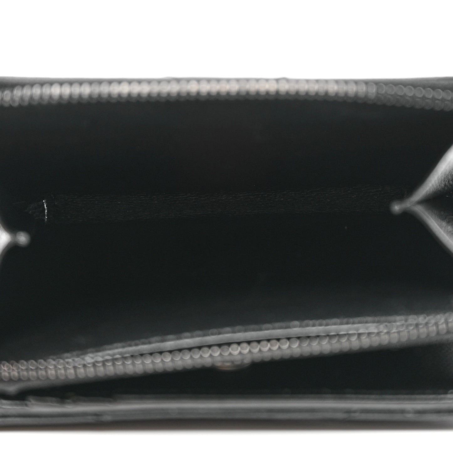 Grain De Poudre Matelasse Chevron Monogram Monochrome Compact Zip Around Wallet Black