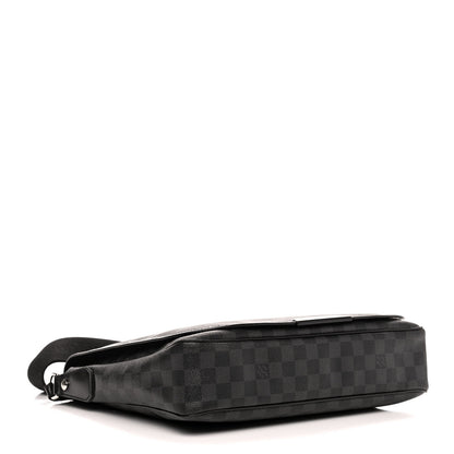 Louis Vuitton Damier Graphite Daniel MM 3 of 10