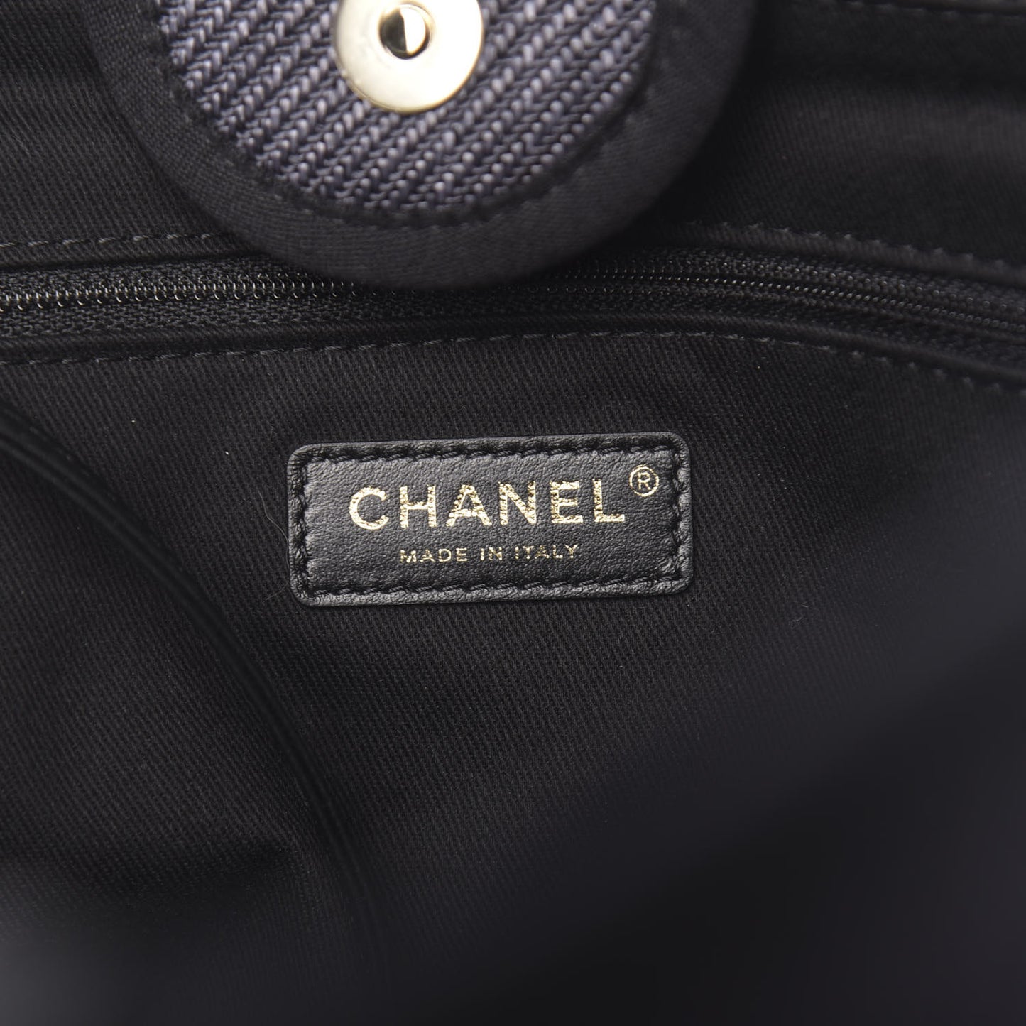 Mixed Fibers Calfskin Medium Deauville Tote Black