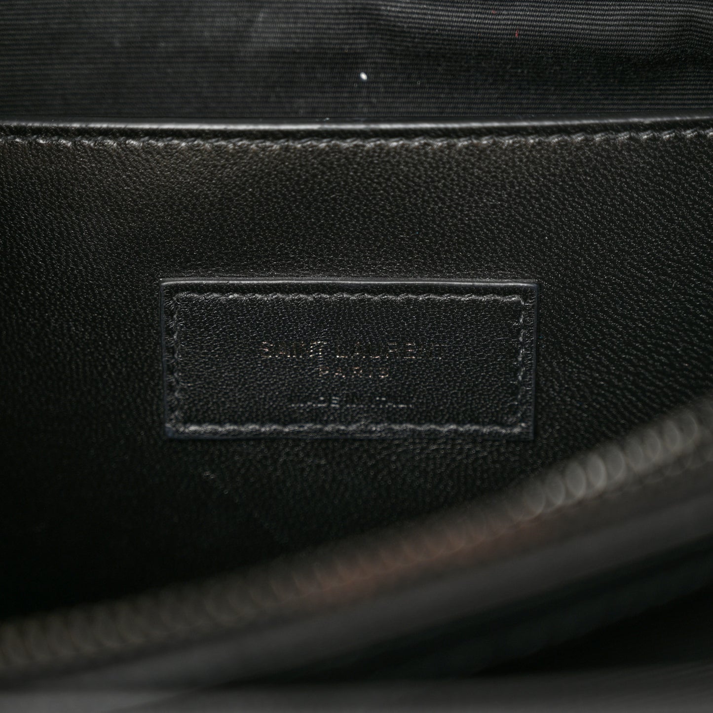 Grain De Poudre Medium West Hollywood Monogram Fold-Over Black
