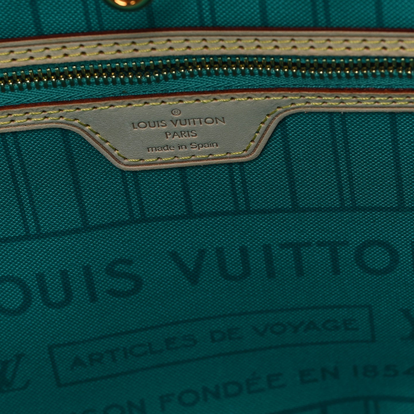 Monogram V Neverfull MM Turquoise