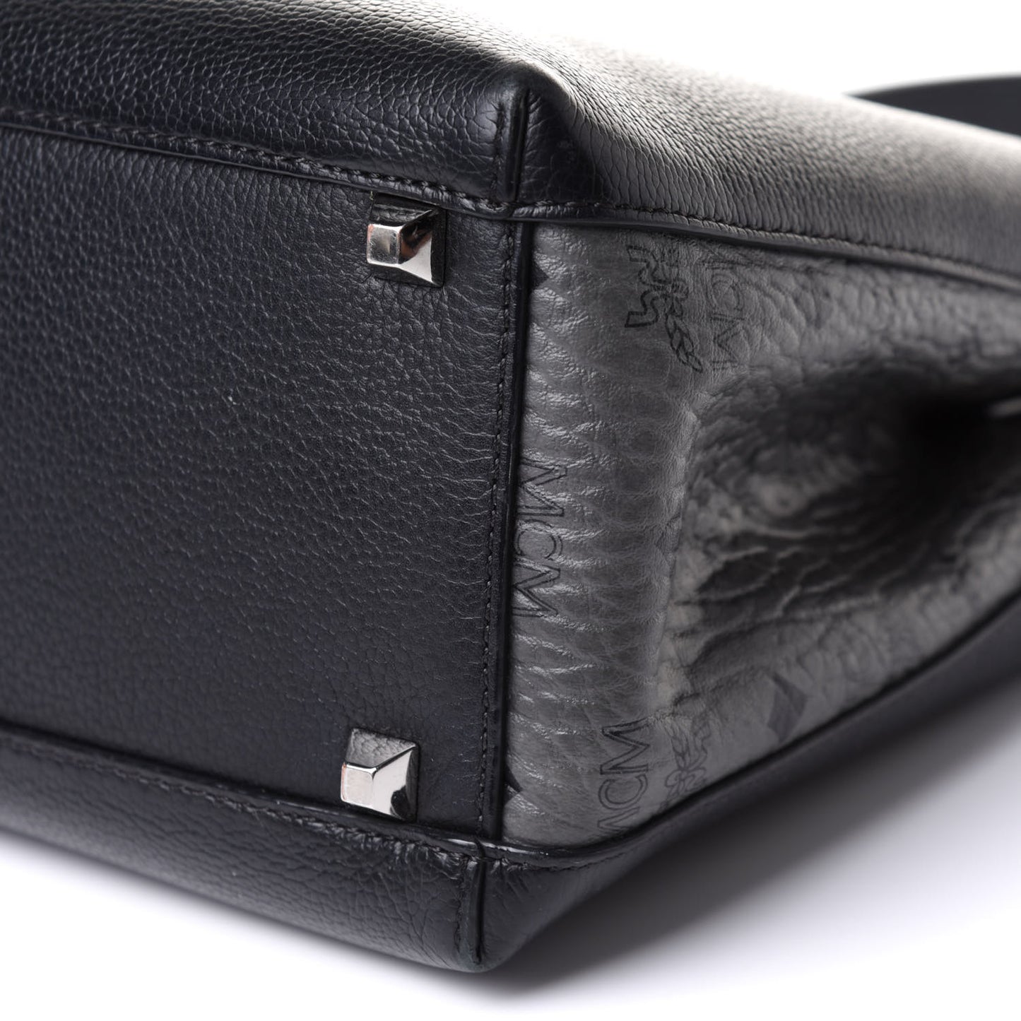 Grained Calfskin Visetos Medium Sarah Hobo Black