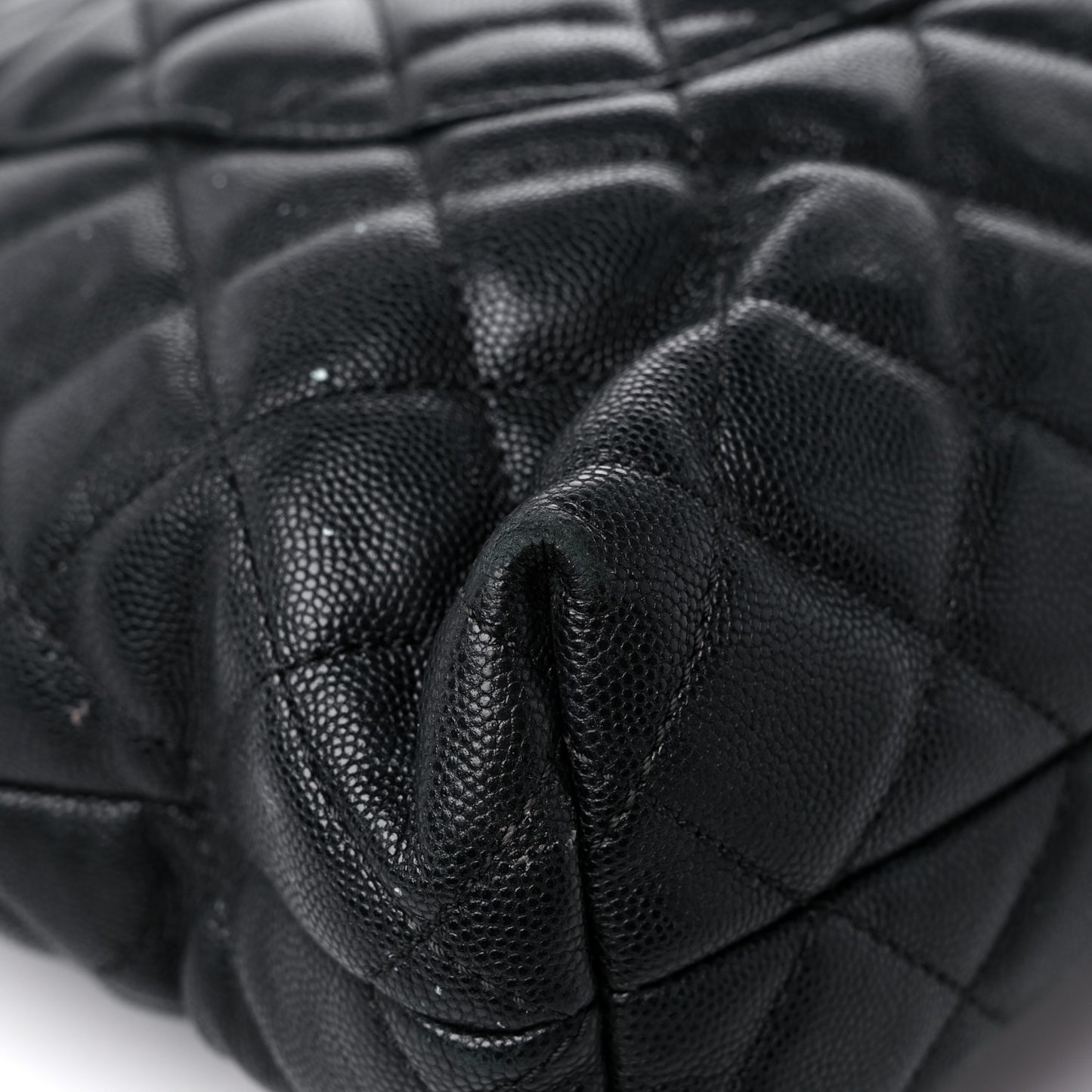 Caviar Quilted Urban Delight Tote Black