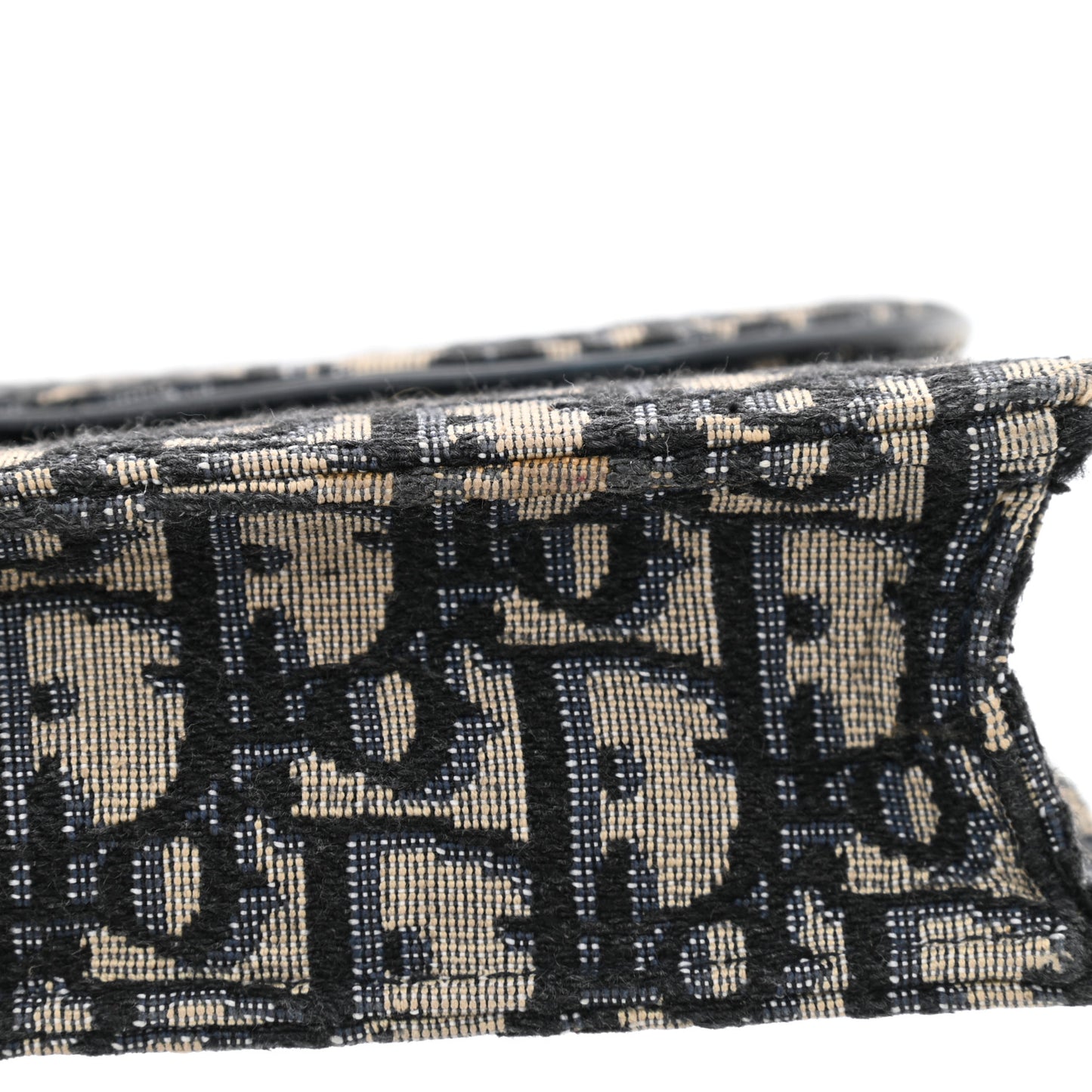 Oblique Saddle Chain Pouch Blue