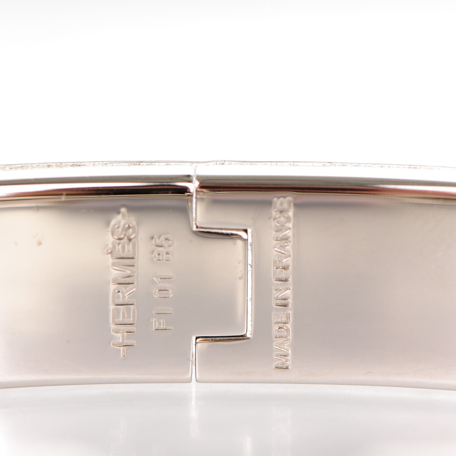 Hermes Matte Enamel Narrow Clic Clac HH Bracelet GM Bambou 4 of 4