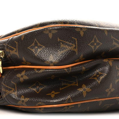 Louis Vuitton Monogram Reporter PM 8 of 11