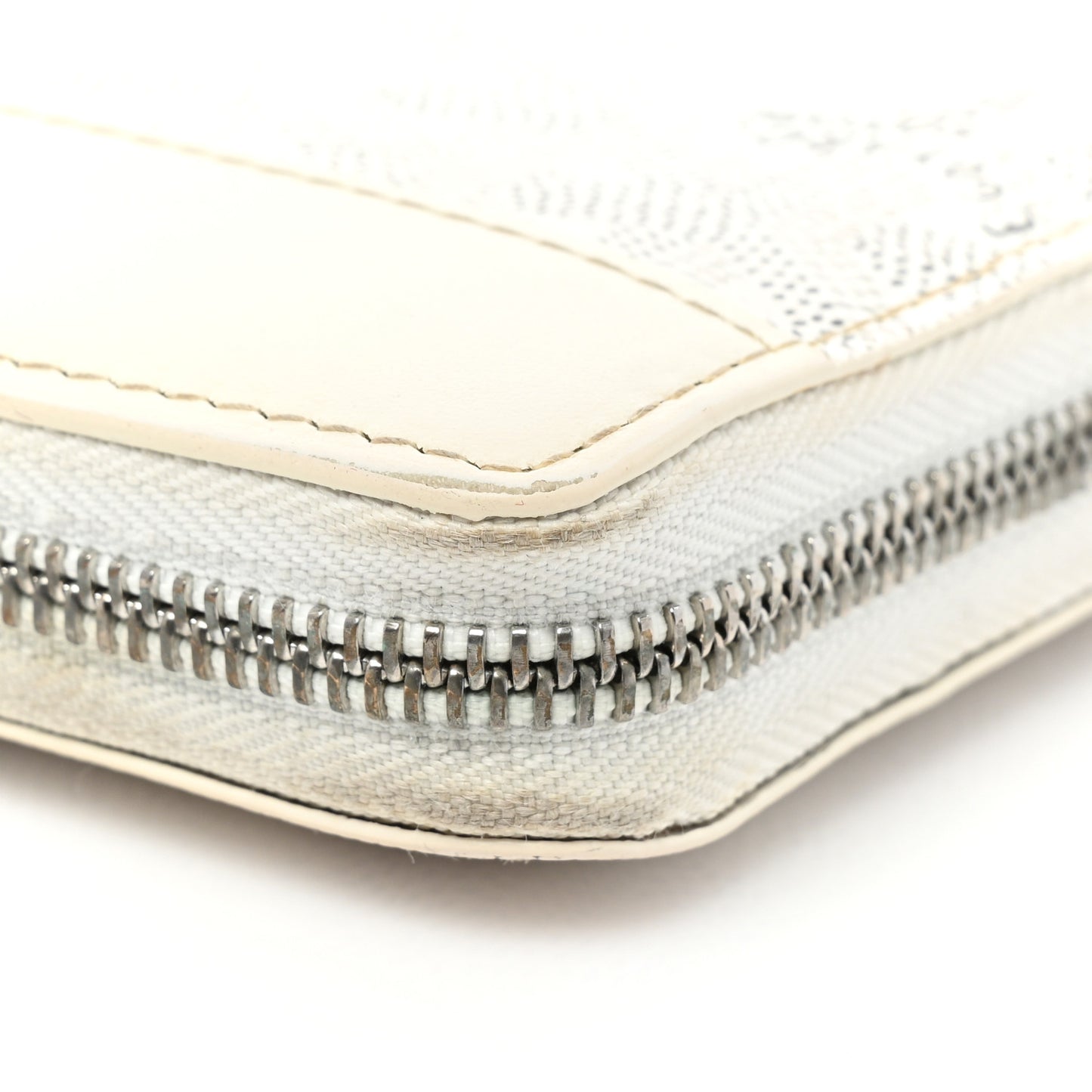 Goyardine Matignon Zip Around GM Wallet White