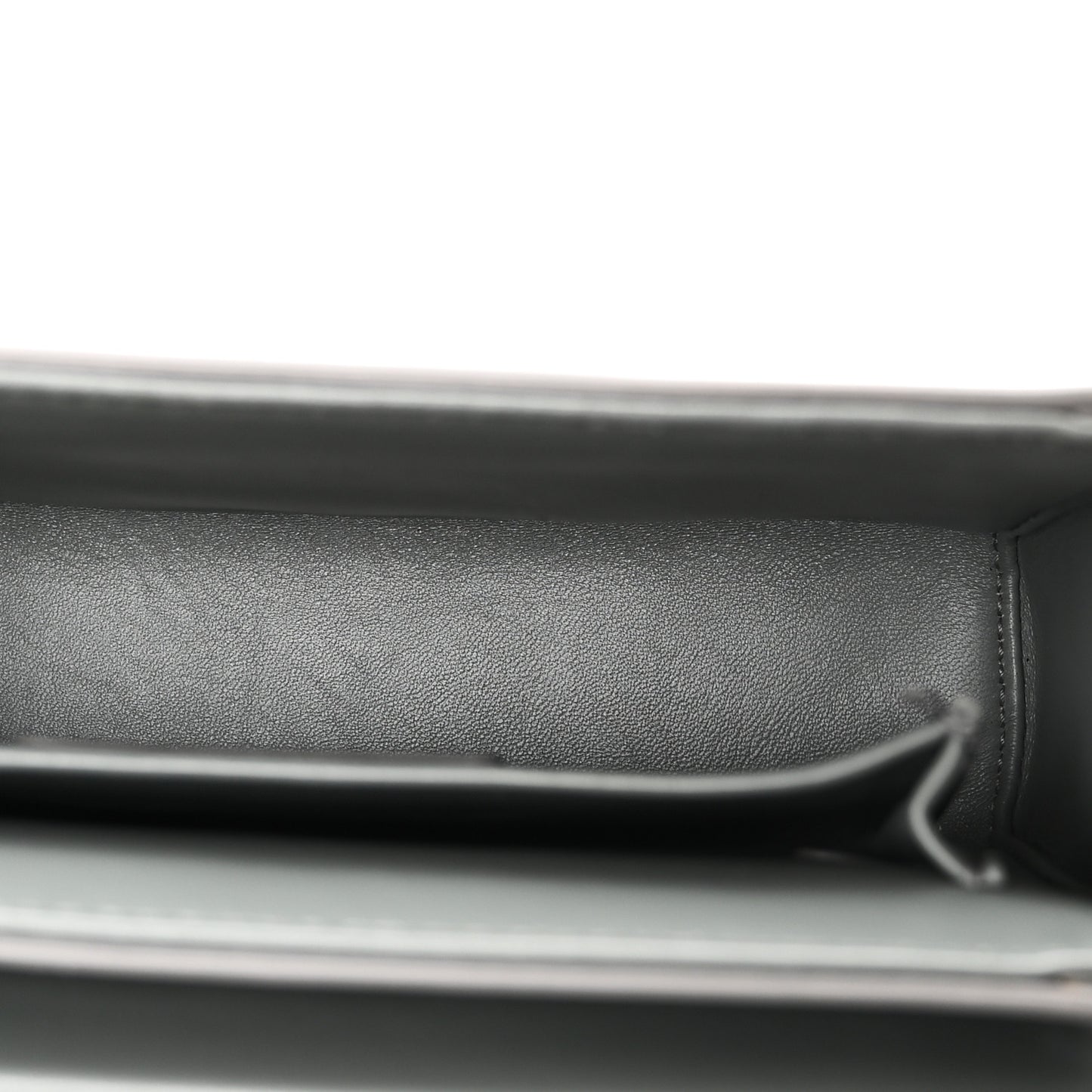 Box Calfskin 30 Montaigne Box Bag Stone Grey