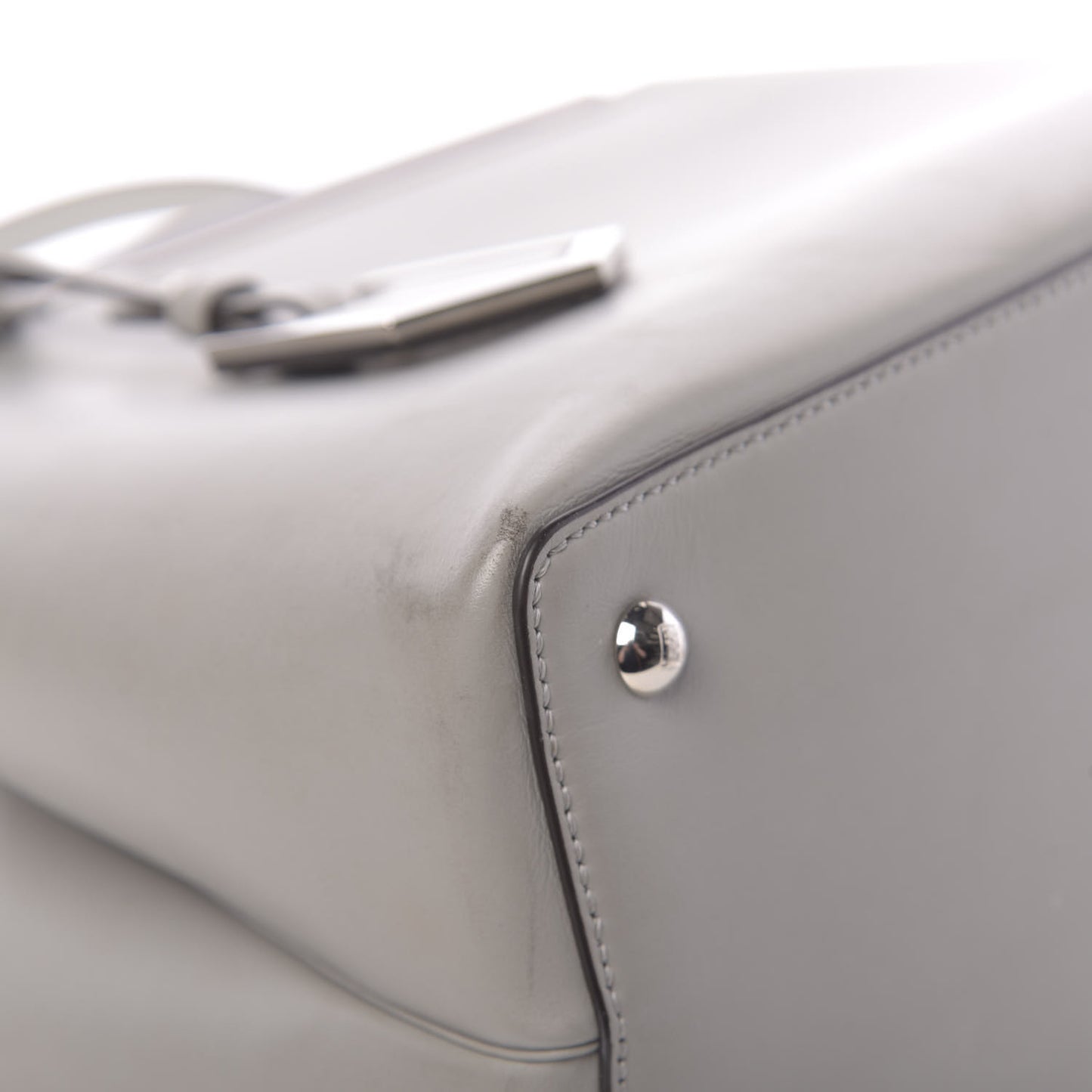 Vitello Cenury Petite 2Jours Tote Ghiaccio Camelia