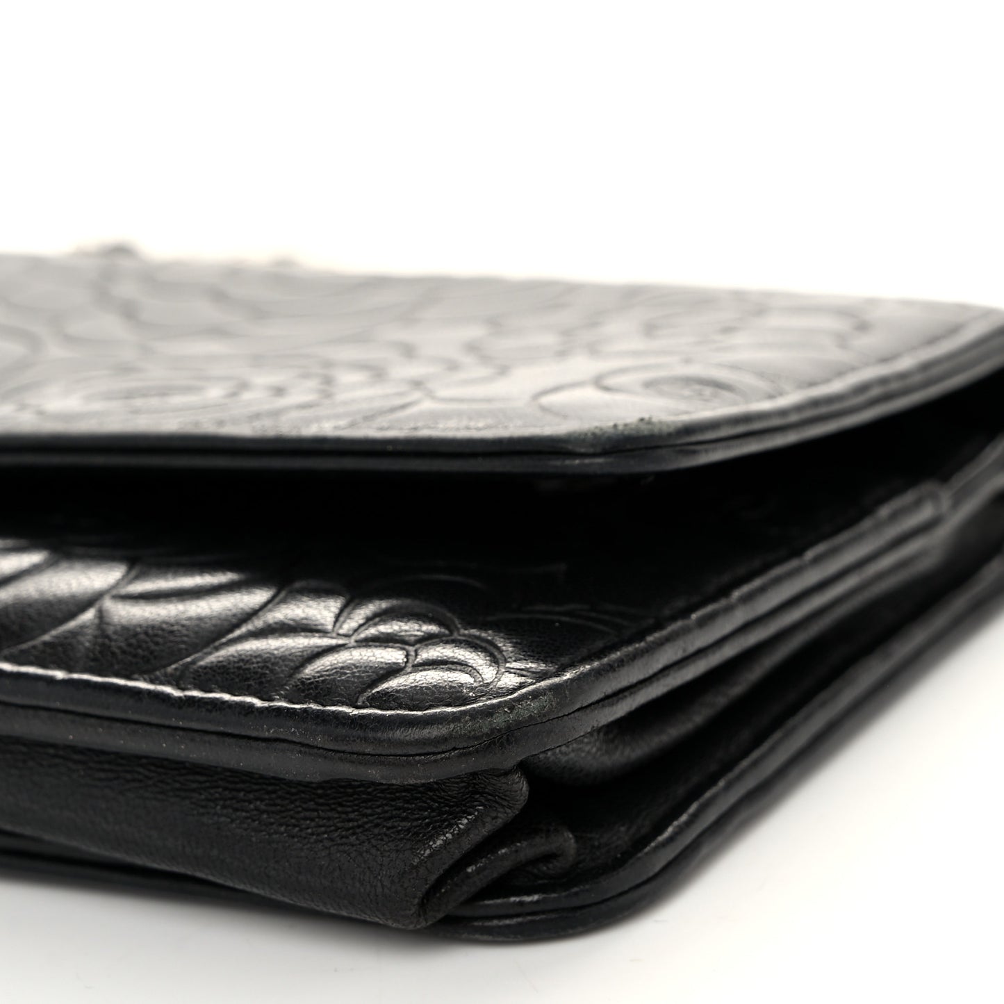 Lambskin Camellia Embossed Wallet On Chain WOC Black