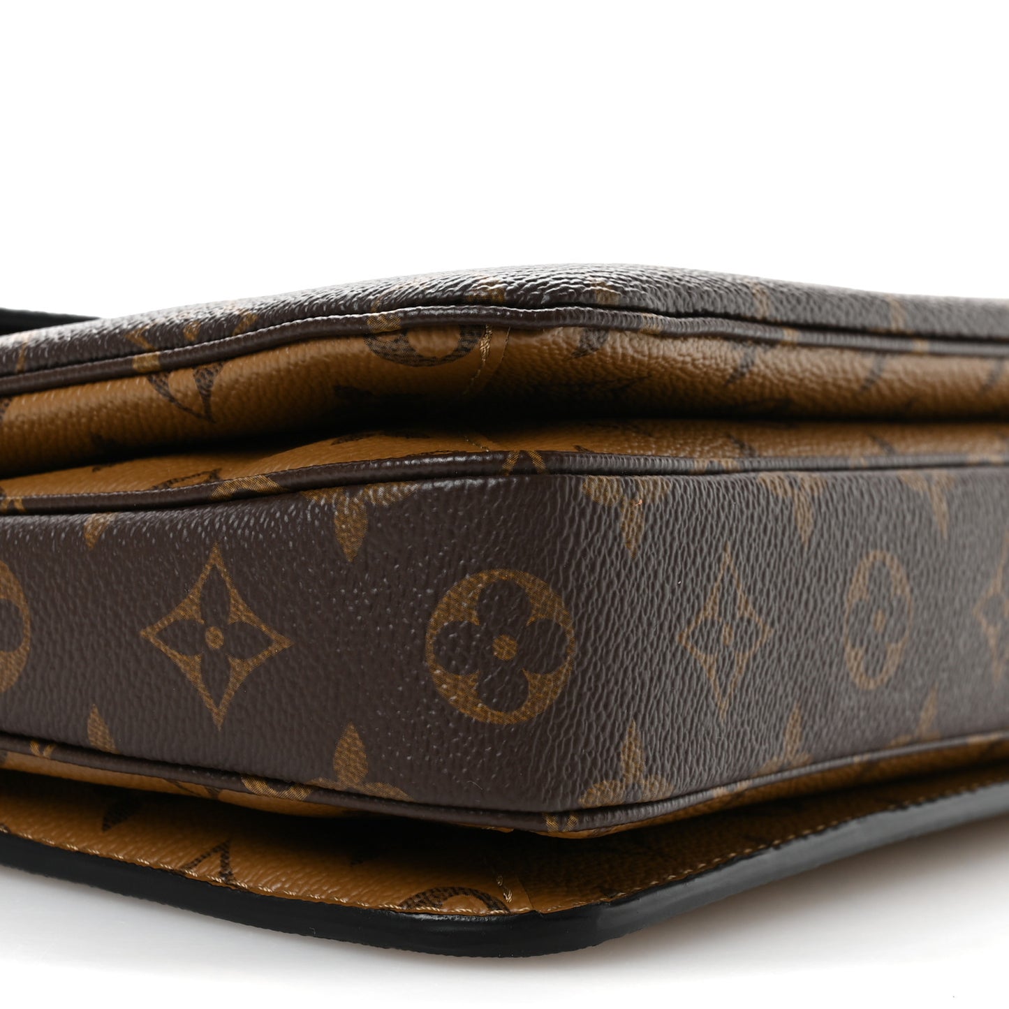 Reverse Monogram Pochette Metis